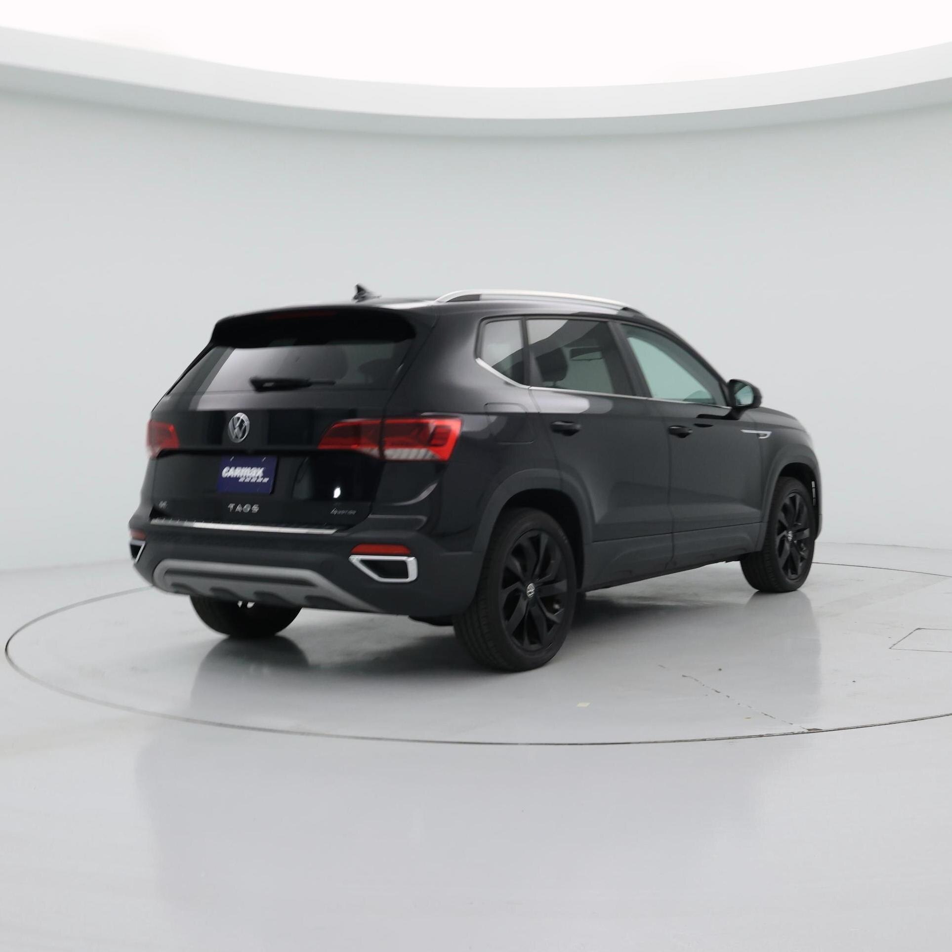 Thumbnail: 2022 Volkswagen Taos - 8