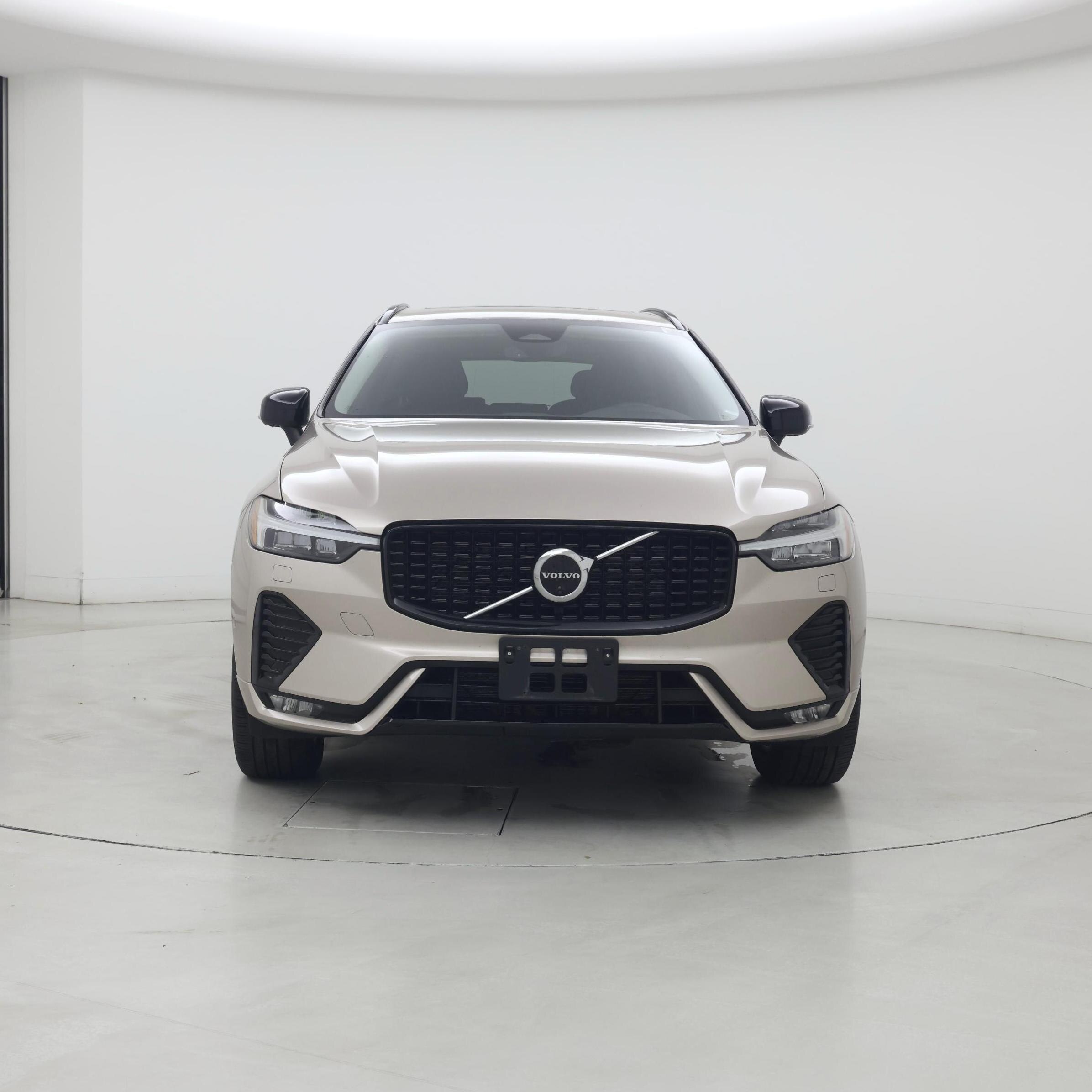 Thumbnail: 2023 Volvo XC60 - 5