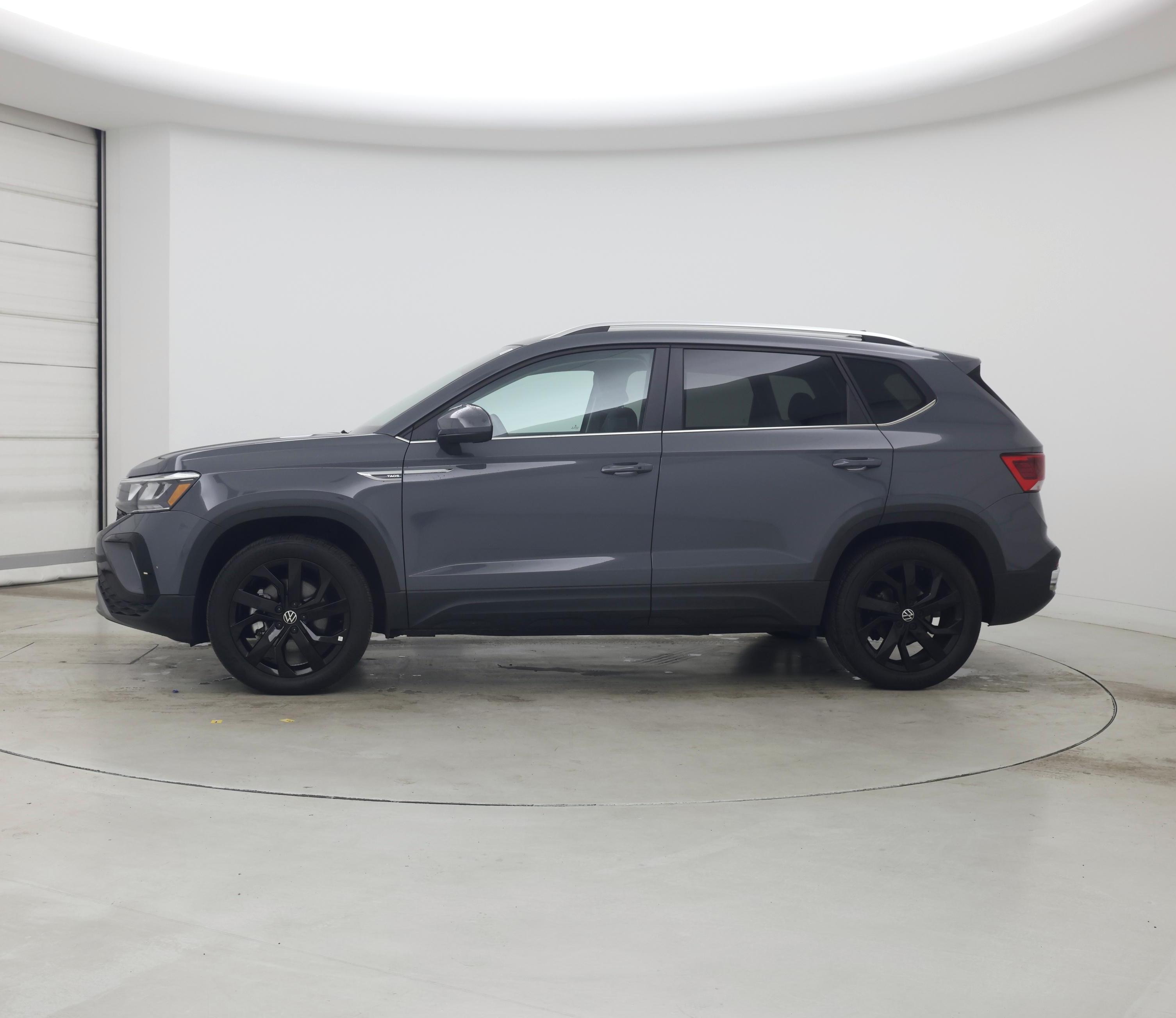 Thumbnail: 2022 Volkswagen Taos - 3
