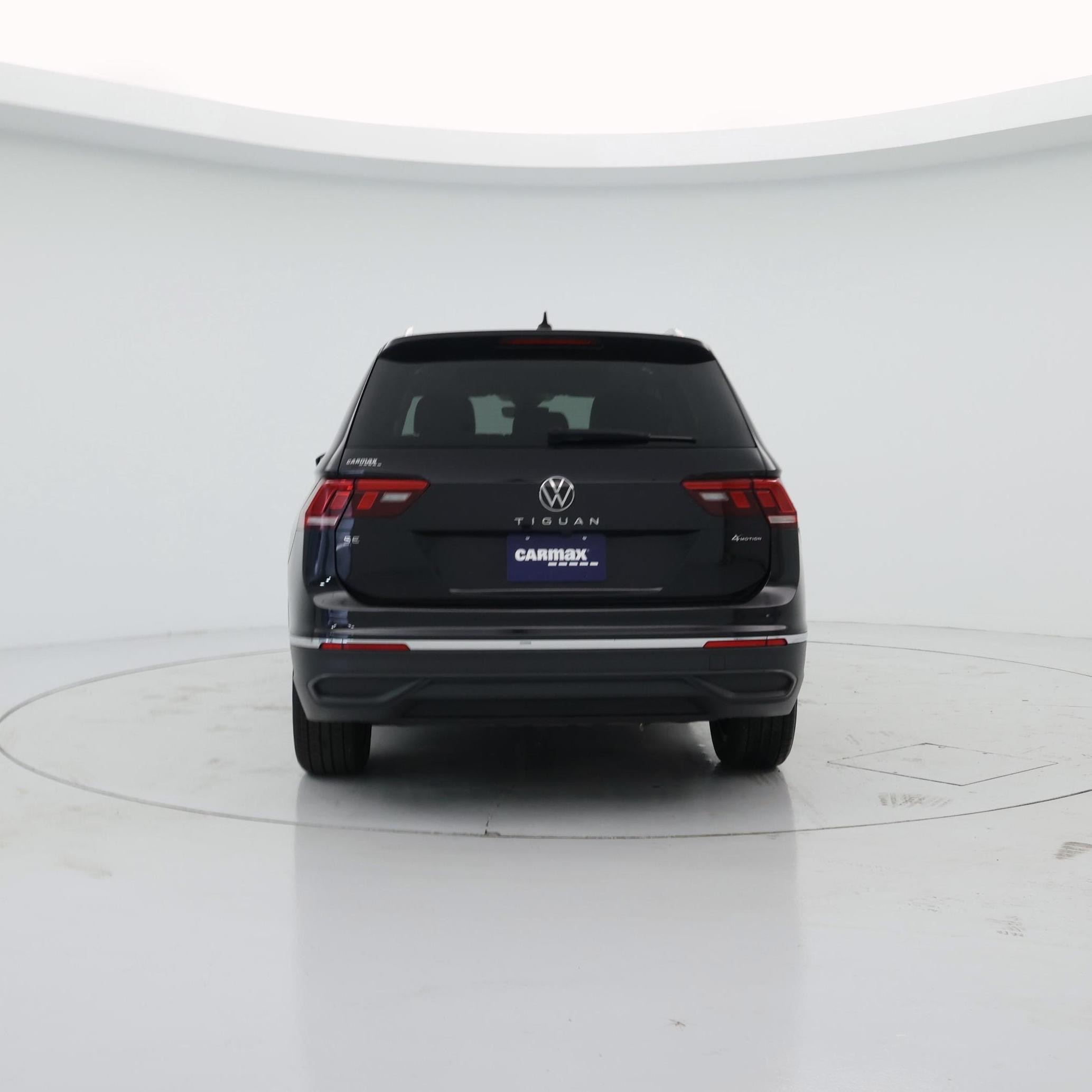 Thumbnail: 2023 Volkswagen Tiguan - 6