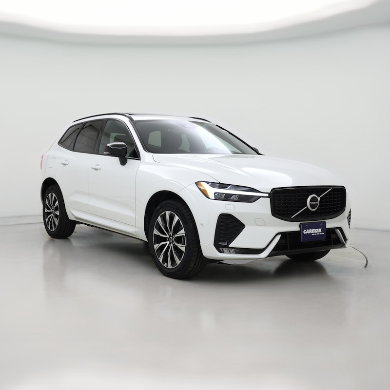 2023 Volvo XC60 B5 Plus Dark Theme