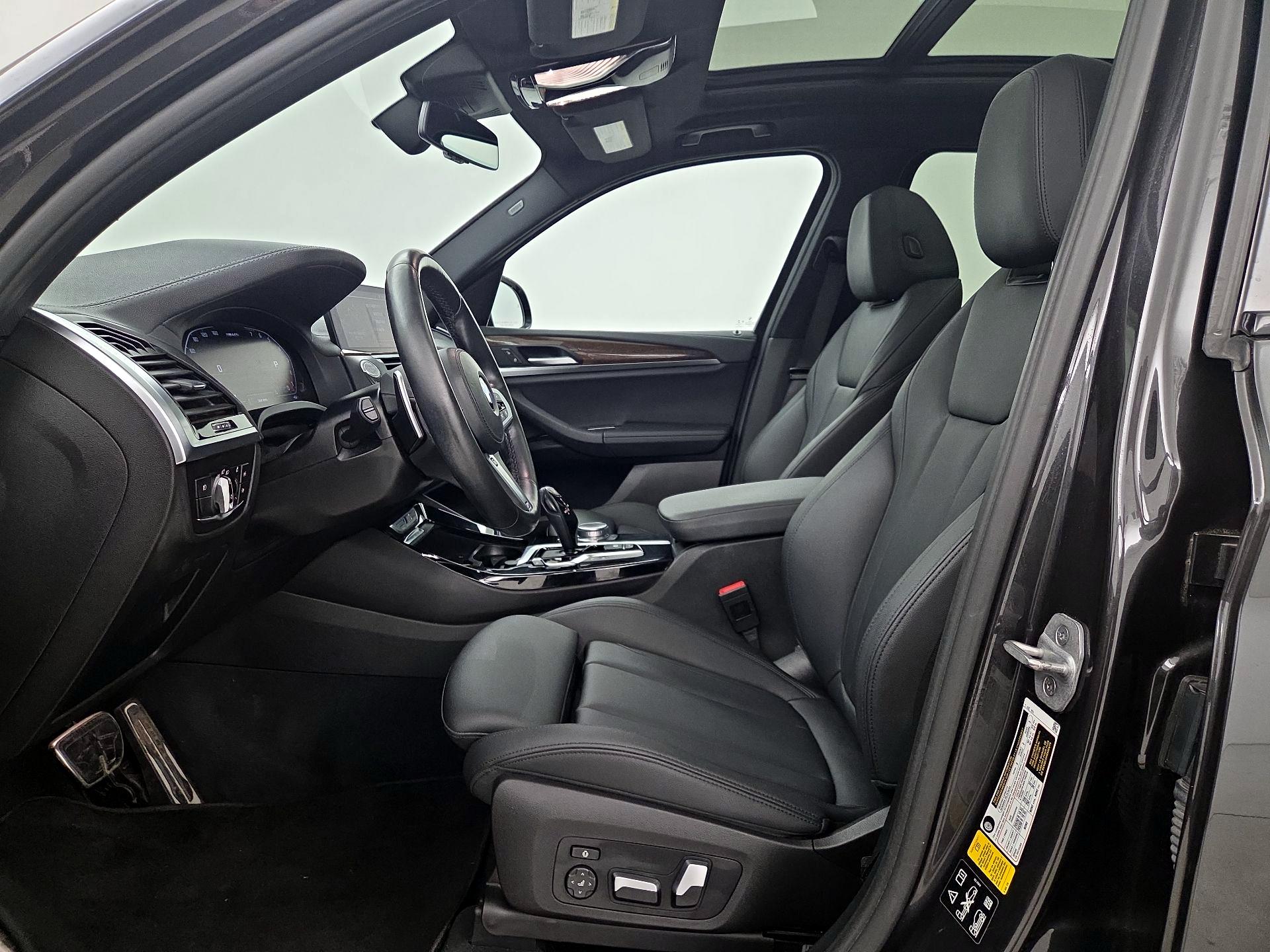 Thumbnail: 2021 BMW X3 - 11