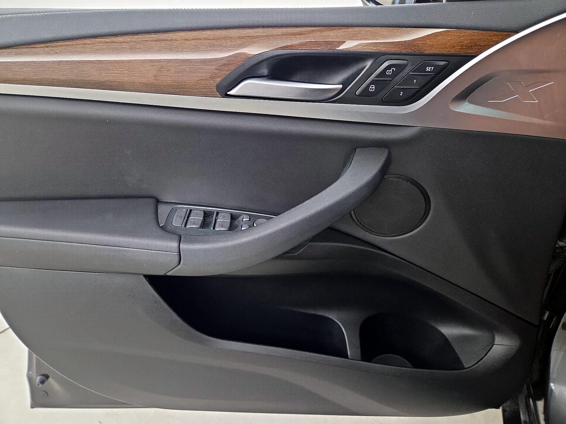 Thumbnail: 2021 BMW X3 - 12