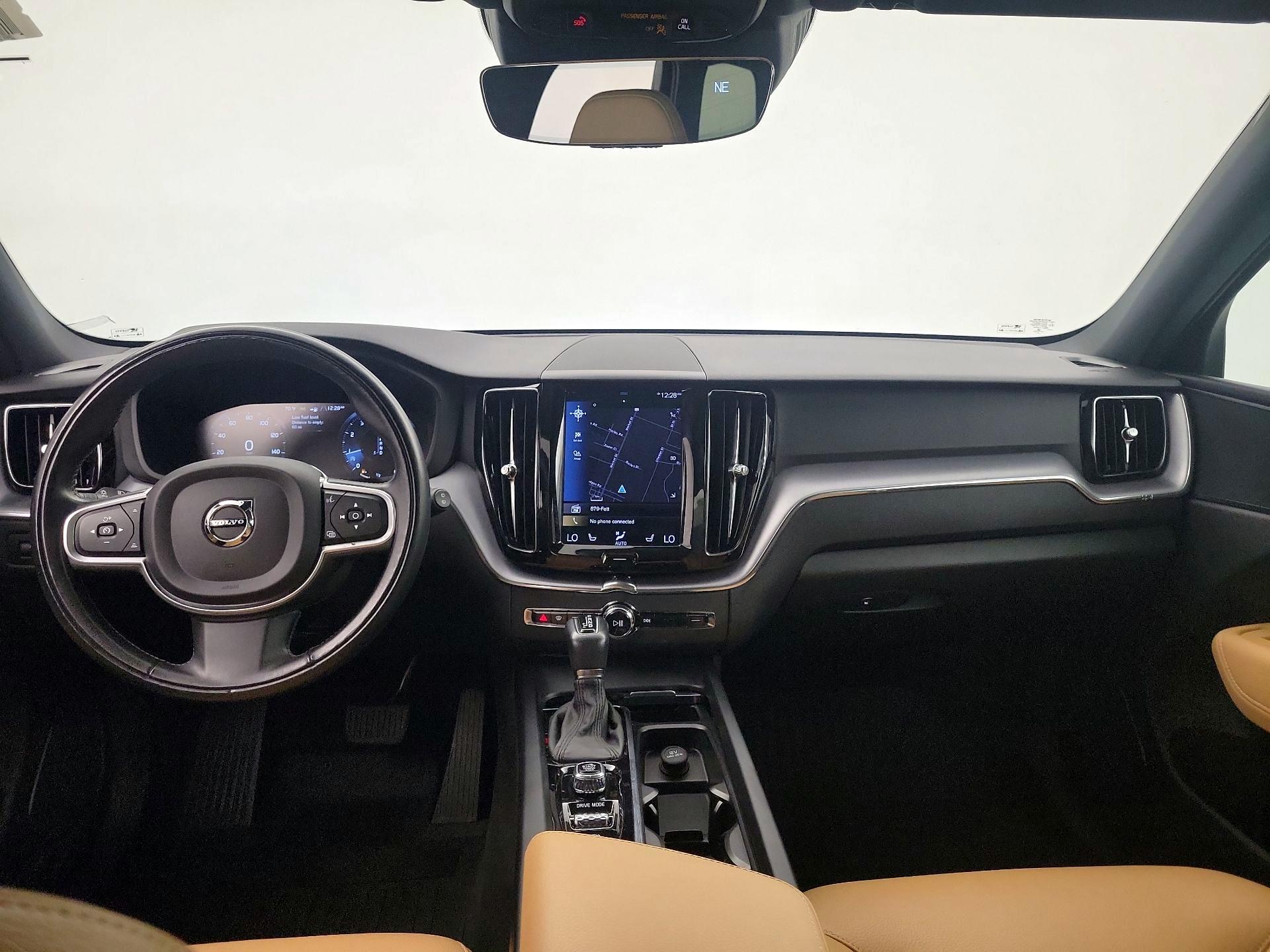 Thumbnail: 2020 Volvo XC60 - 9