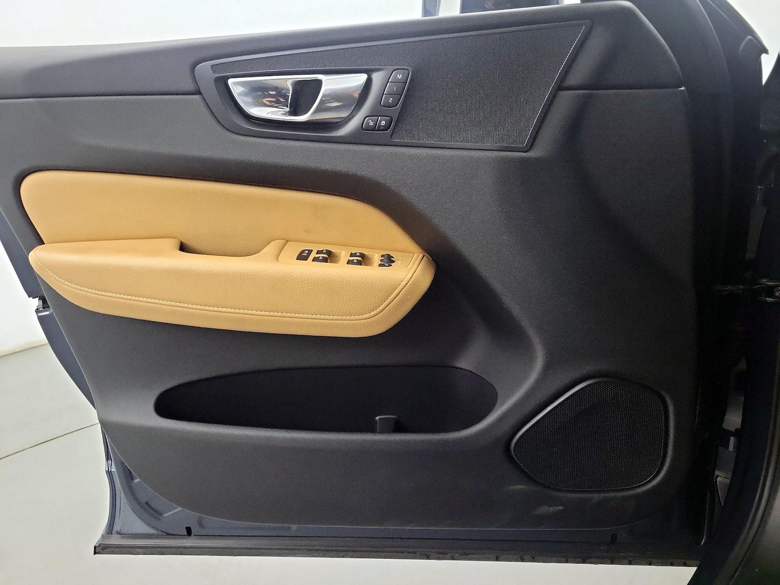 2020 Volvo XC60 Momentum - Photo 13