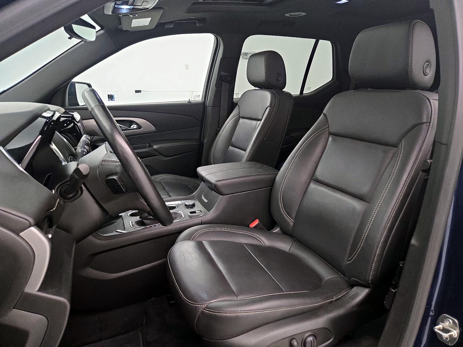 Thumbnail: 2023 Chevrolet Traverse - 11