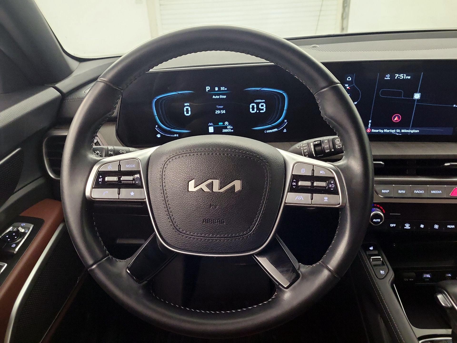Thumbnail: 2023 Kia Telluride - 10
