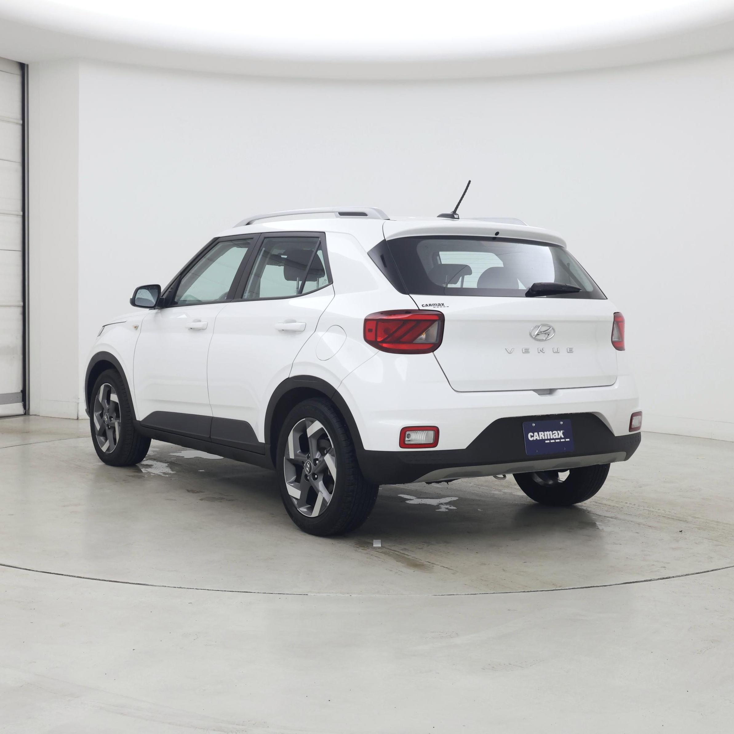 Thumbnail: 2023 Hyundai Venue - 2