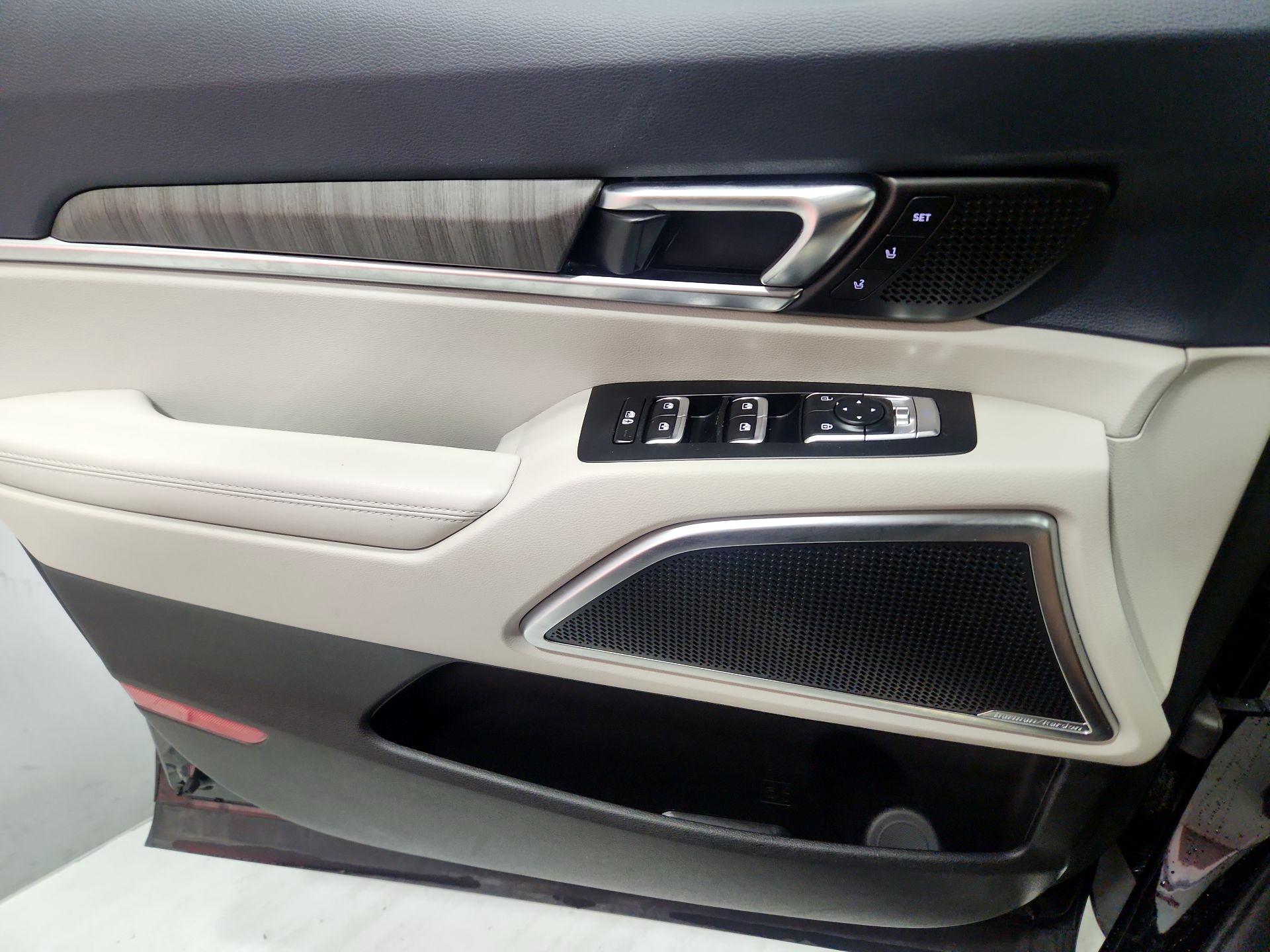 Thumbnail: 2023 Kia Telluride - 12