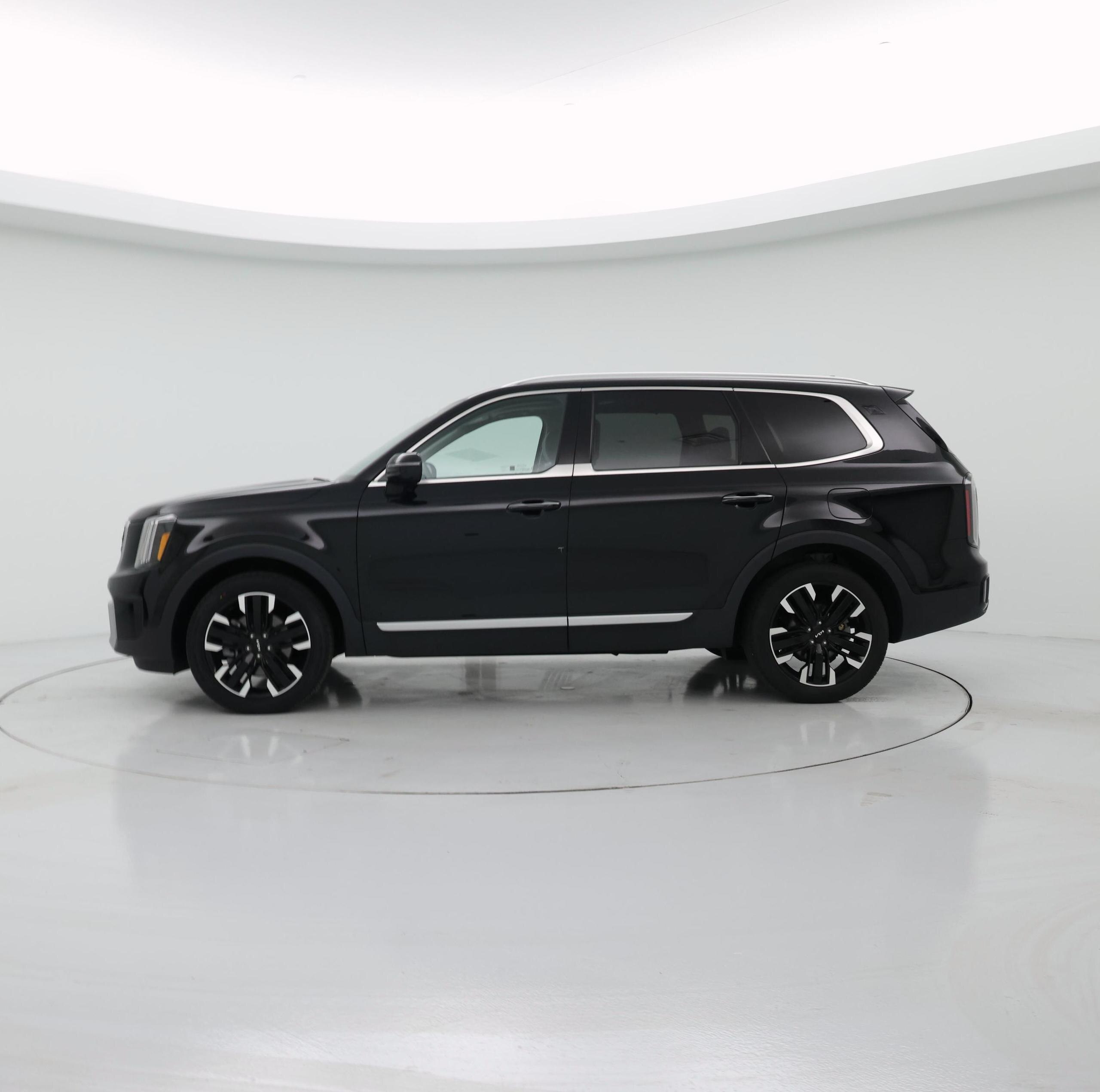 Thumbnail: 2023 Kia Telluride - 3