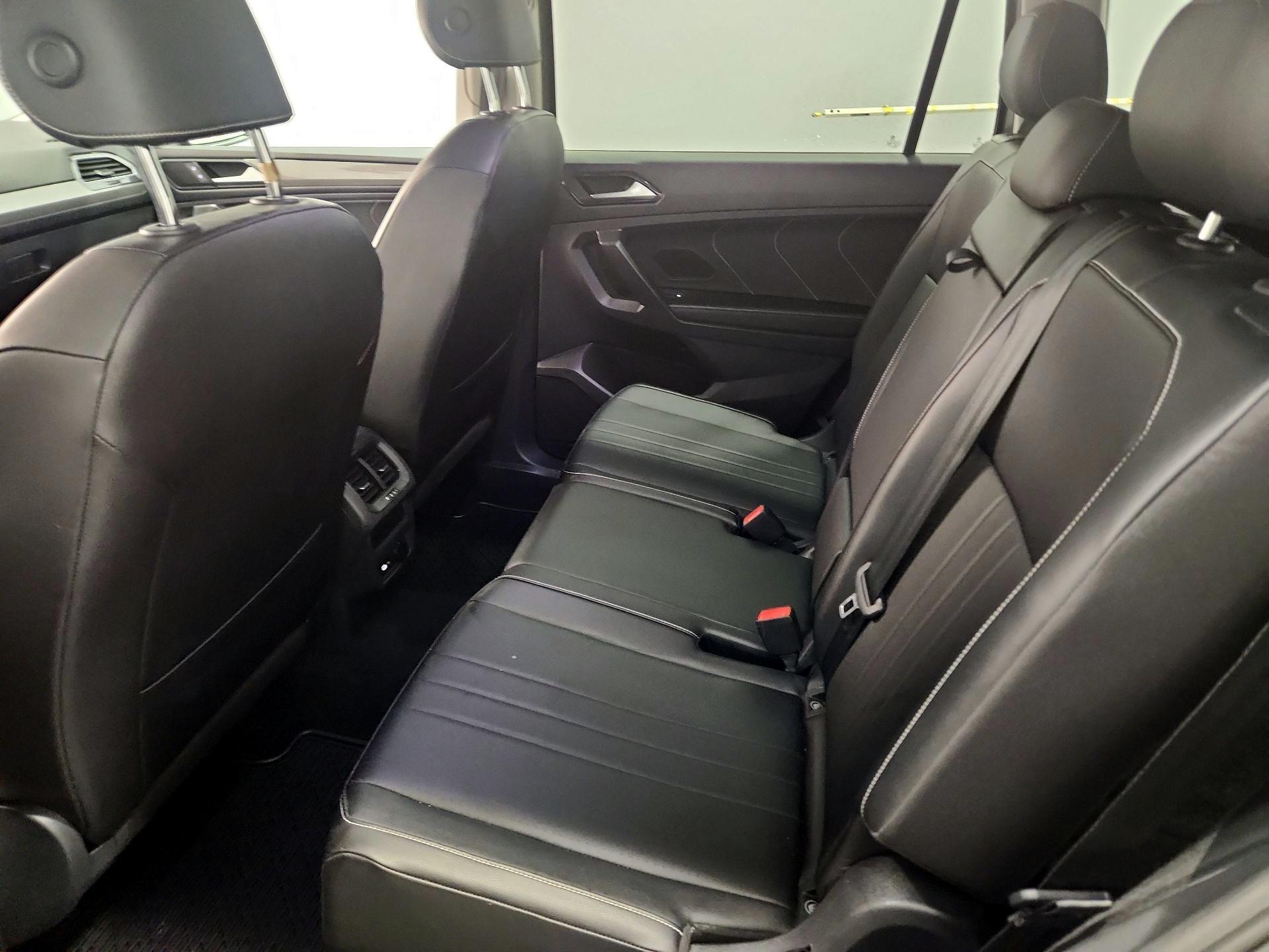 Thumbnail: 2022 Volkswagen Tiguan - 19