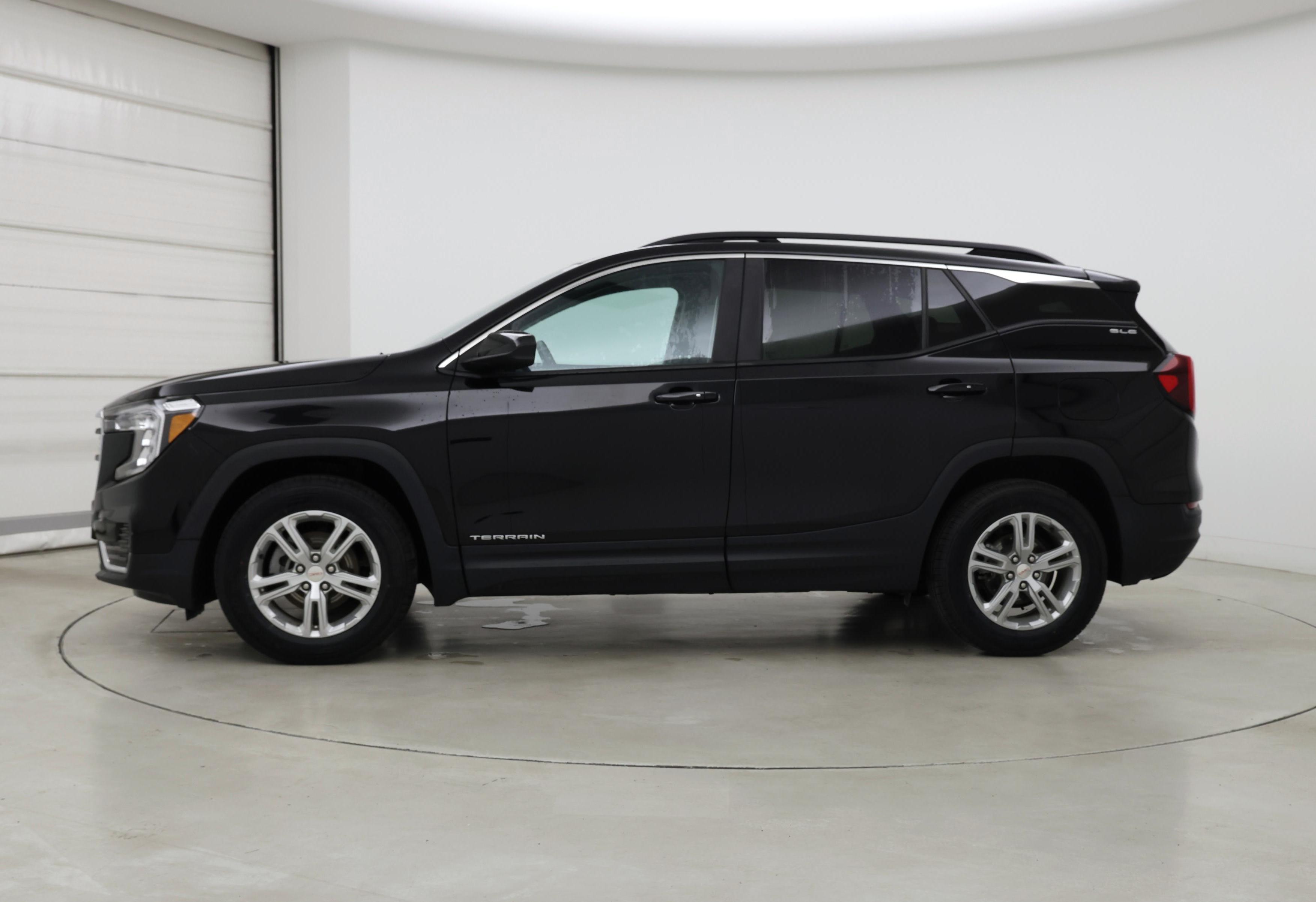 Thumbnail: 2022 GMC Terrain - 3