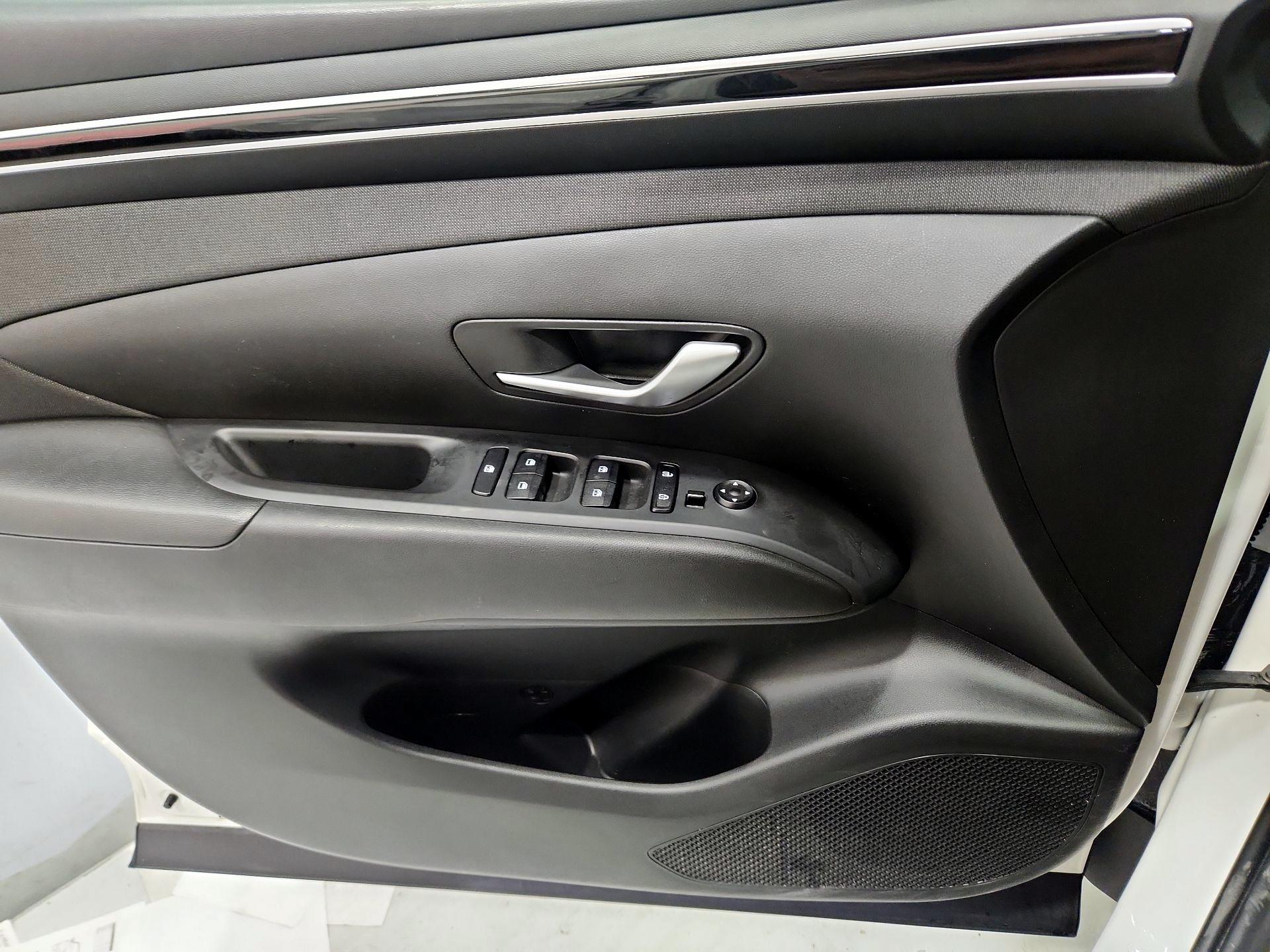 Thumbnail: 2023 Hyundai Tucson - 12
