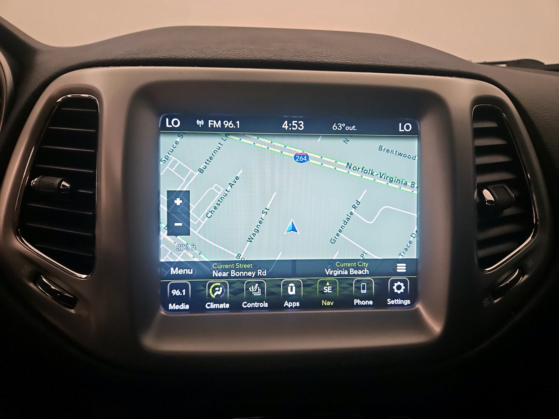 Thumbnail: 2021 Jeep Compass - 14