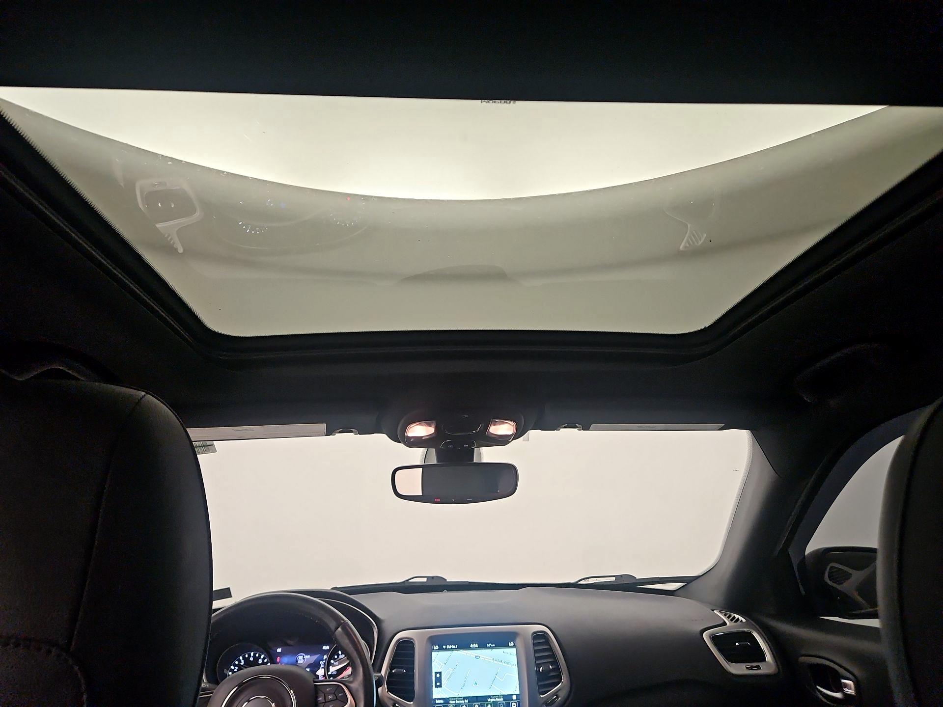 Thumbnail: 2021 Jeep Compass - 20