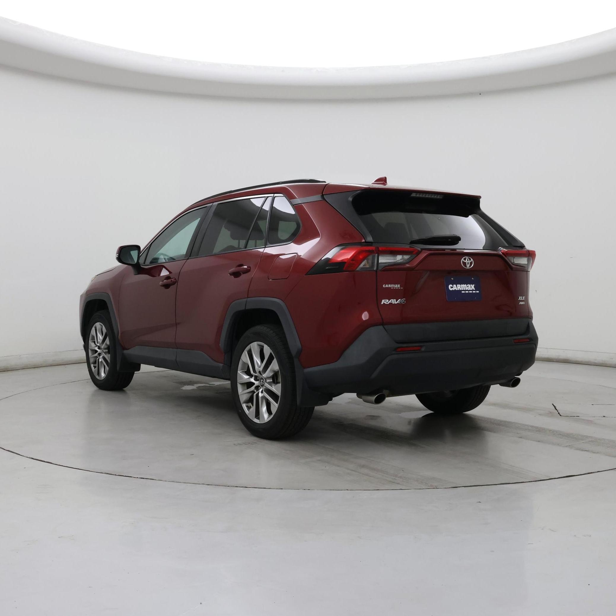Thumbnail: 2019 Toyota RAV4 - 2