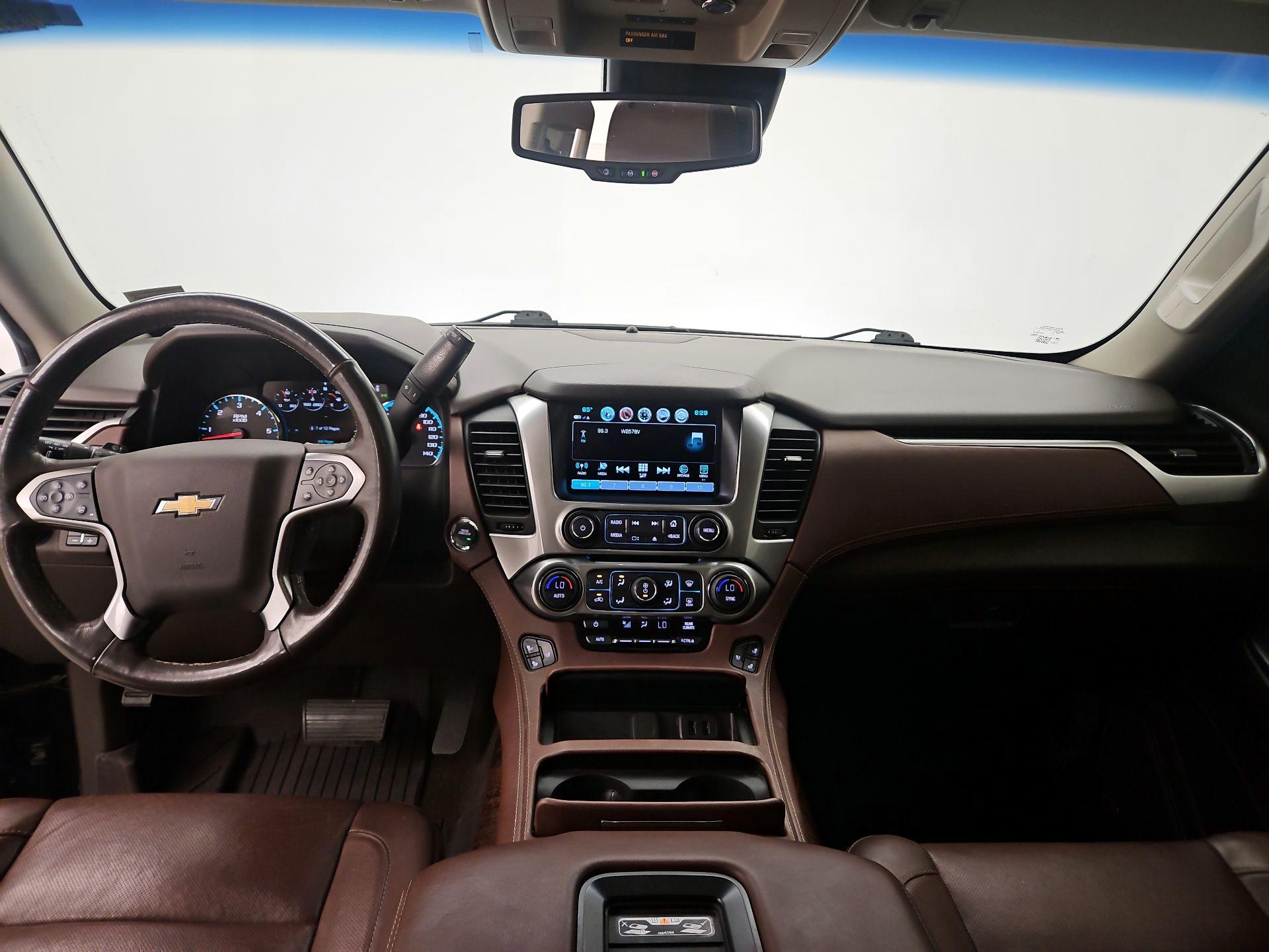 Thumbnail: 2018 Chevrolet Suburban - 9