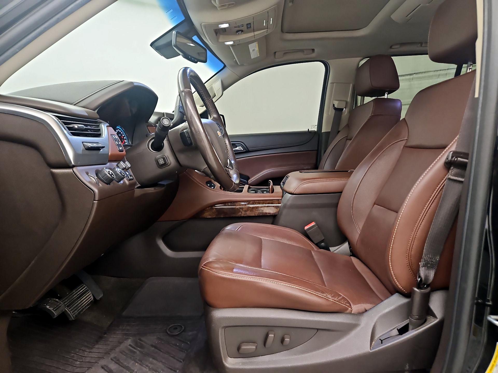 Thumbnail: 2018 Chevrolet Suburban - 11