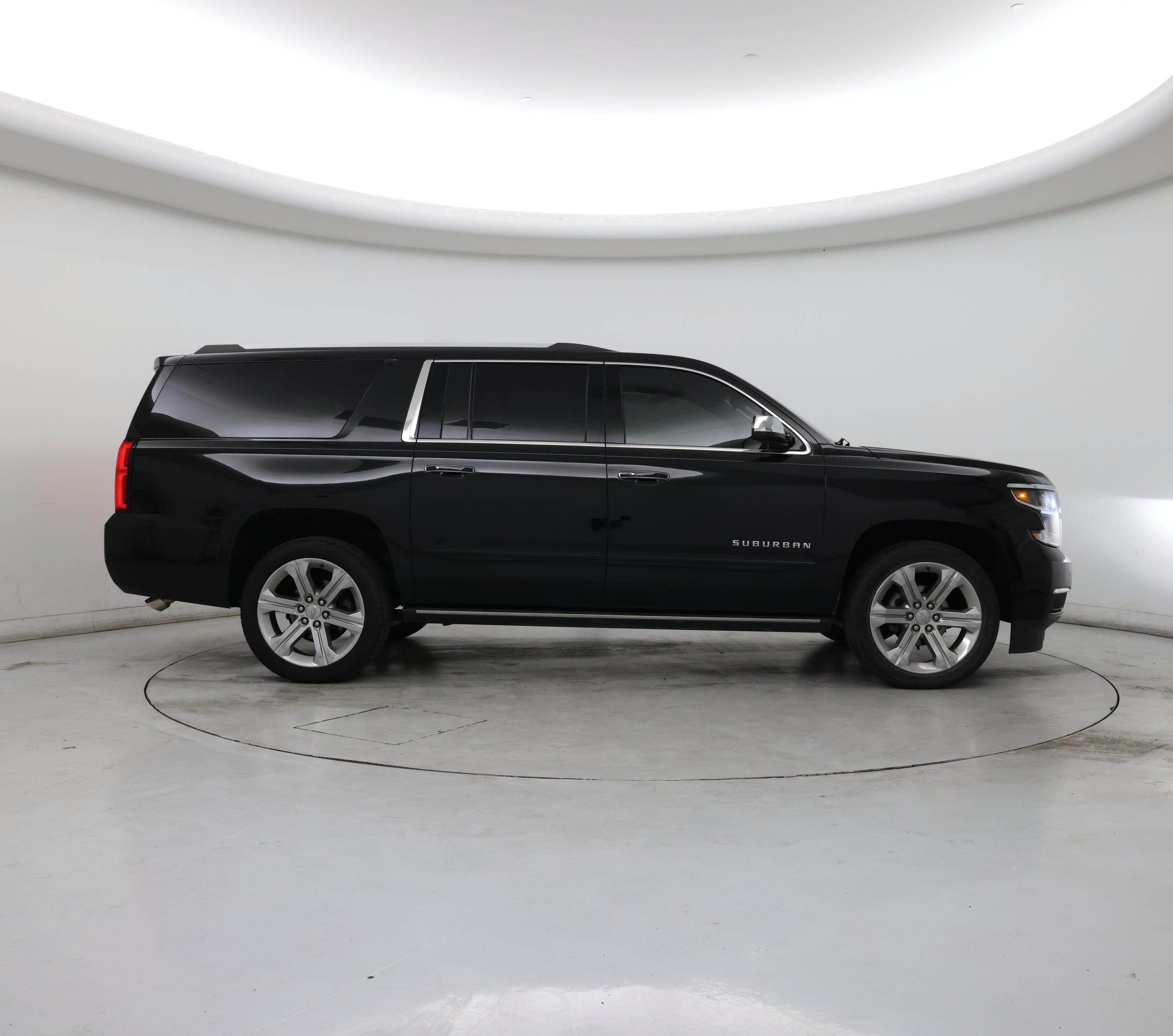 Thumbnail: 2018 Chevrolet Suburban - 7