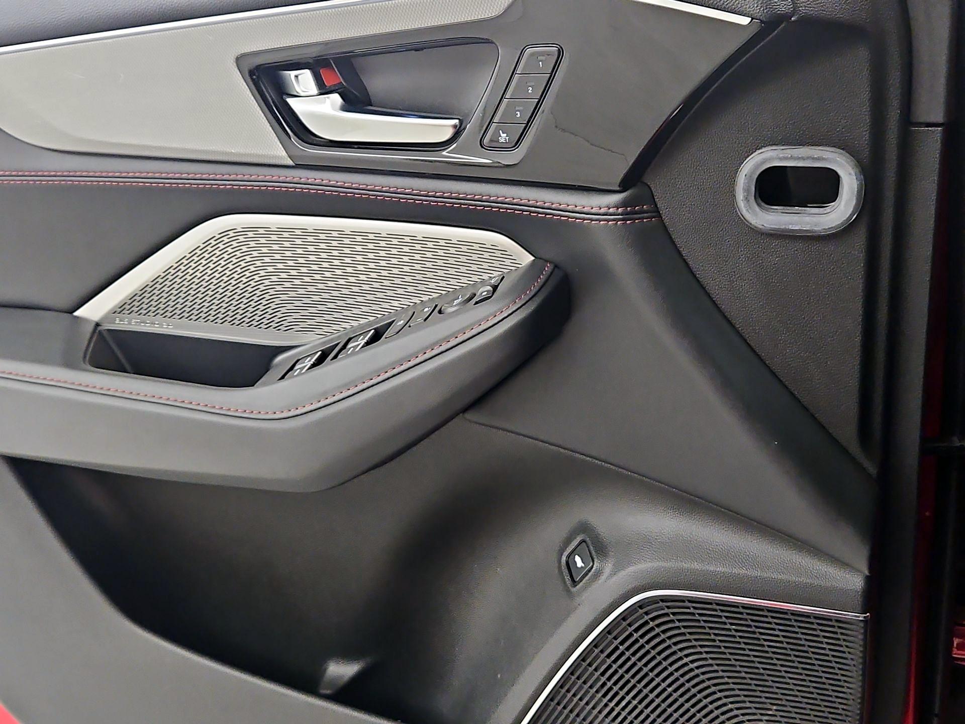 Thumbnail: 2024 Acura MDX - 12