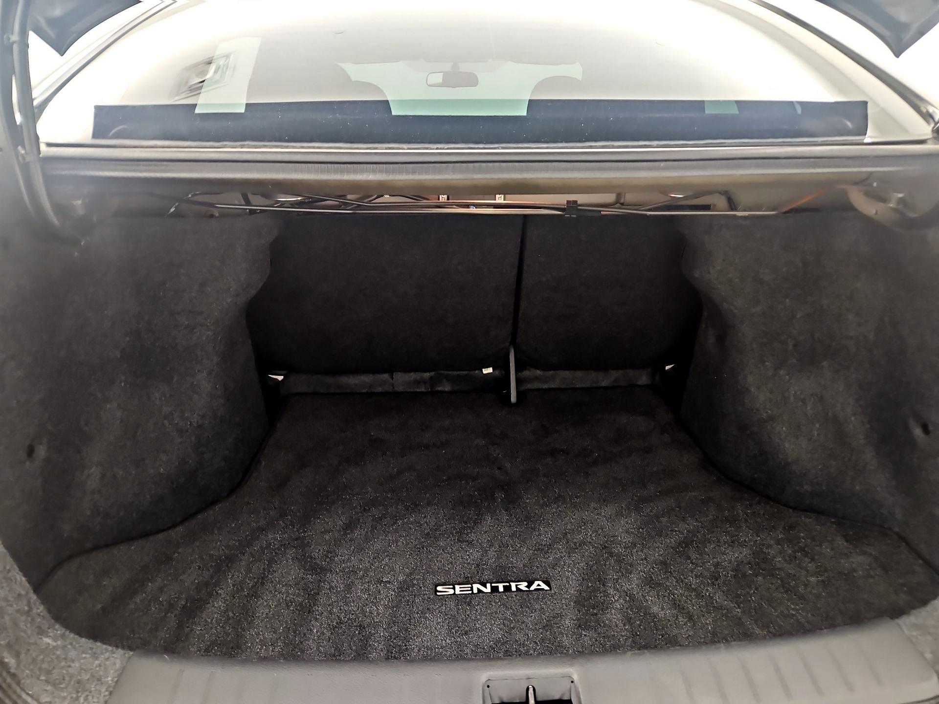 Thumbnail: 2017 Nissan Sentra - 20