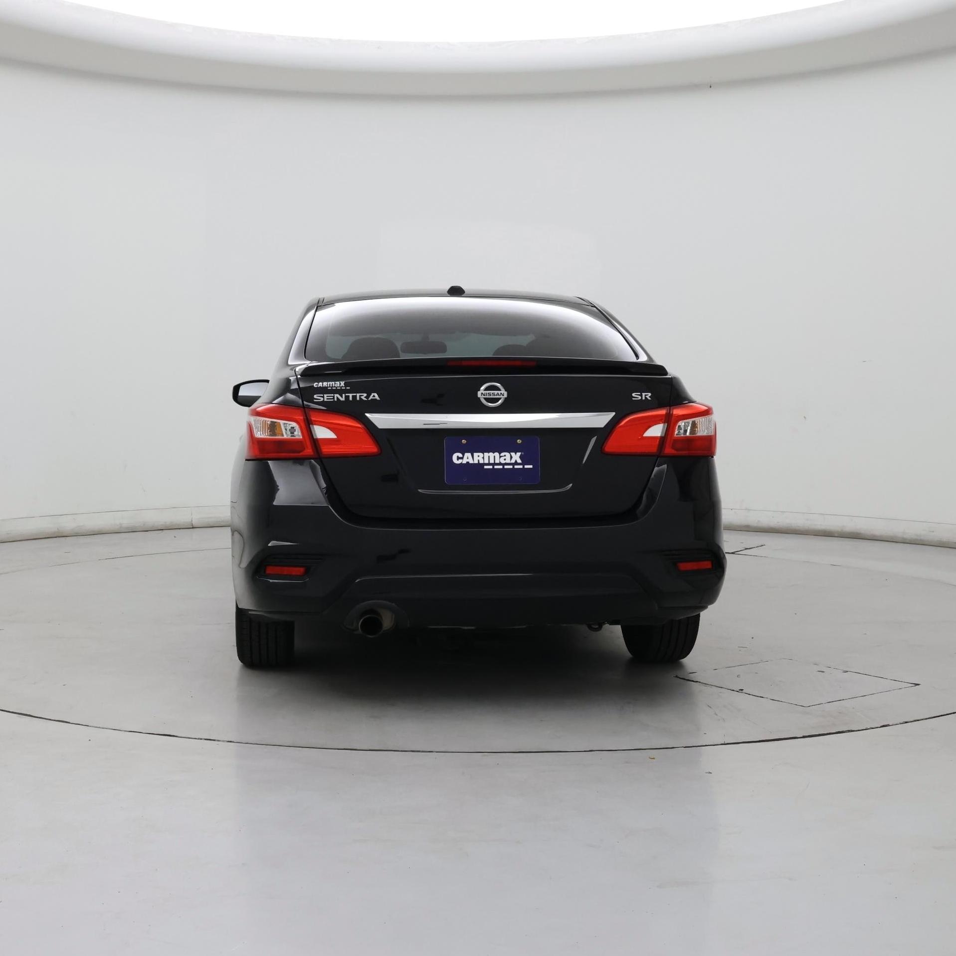 Thumbnail: 2017 Nissan Sentra - 6