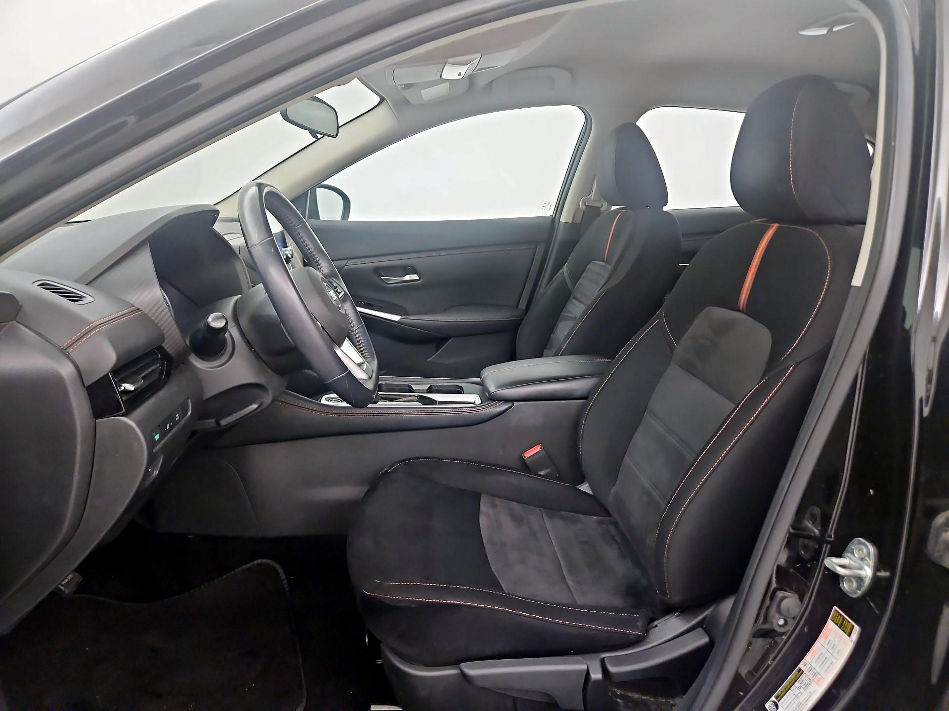 Thumbnail: 2021 Nissan Sentra - 11