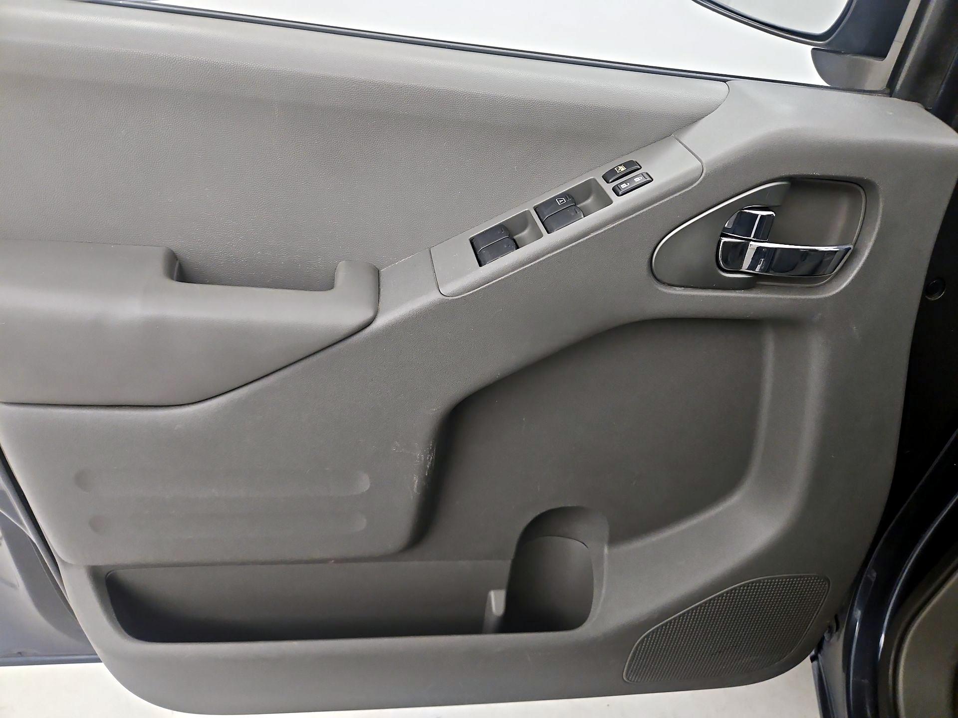 Thumbnail: 2015 Nissan Frontier - 12