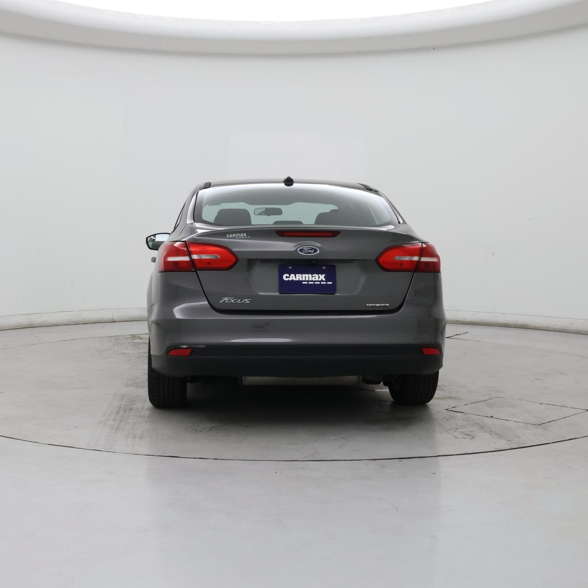 Thumbnail: 2016 Ford Focus - 6