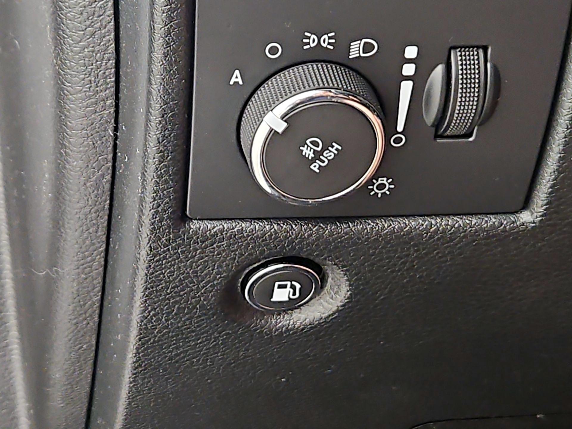 Thumbnail: 2022 Jeep Grand Cherokee - 13