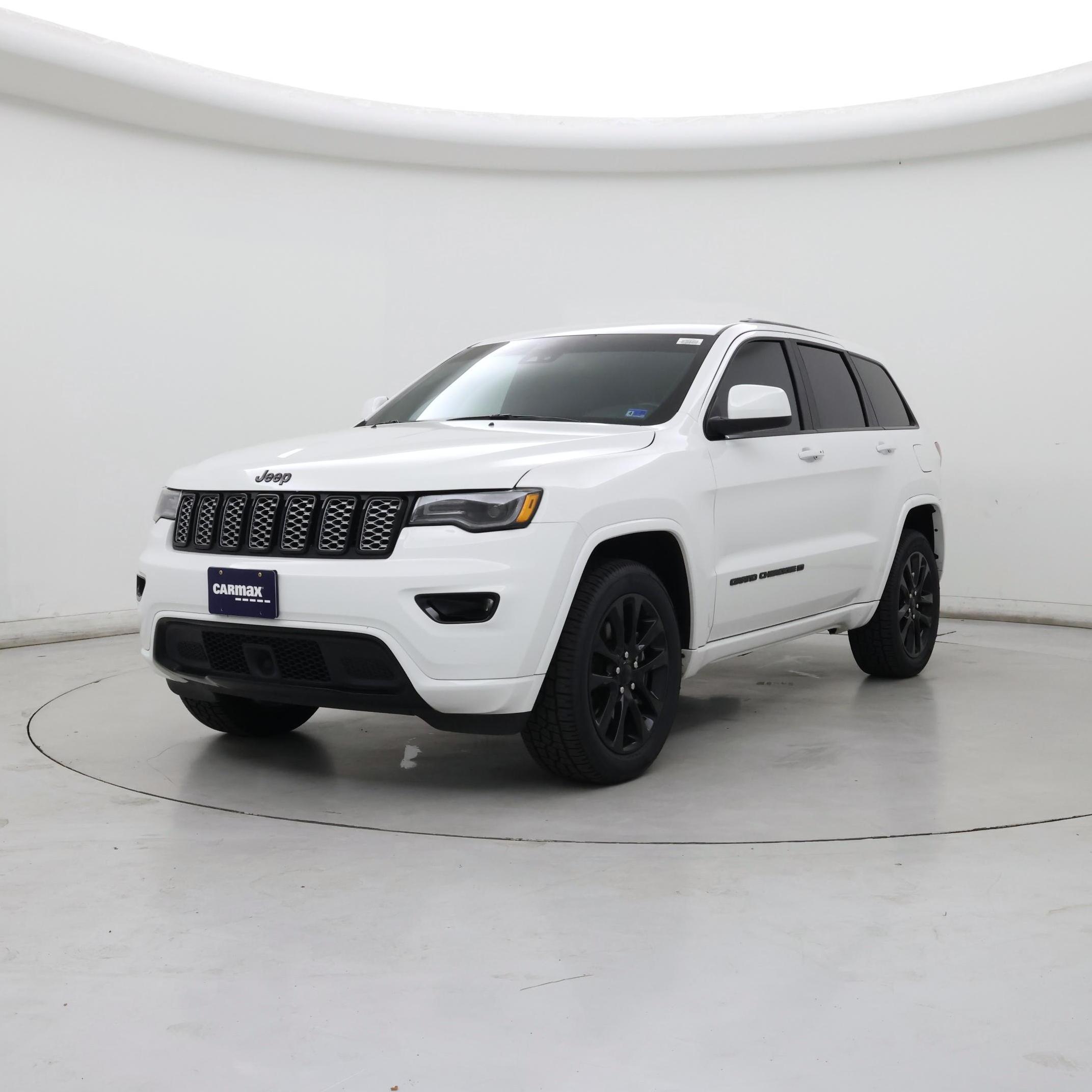 Thumbnail: 2022 Jeep Grand Cherokee - 4