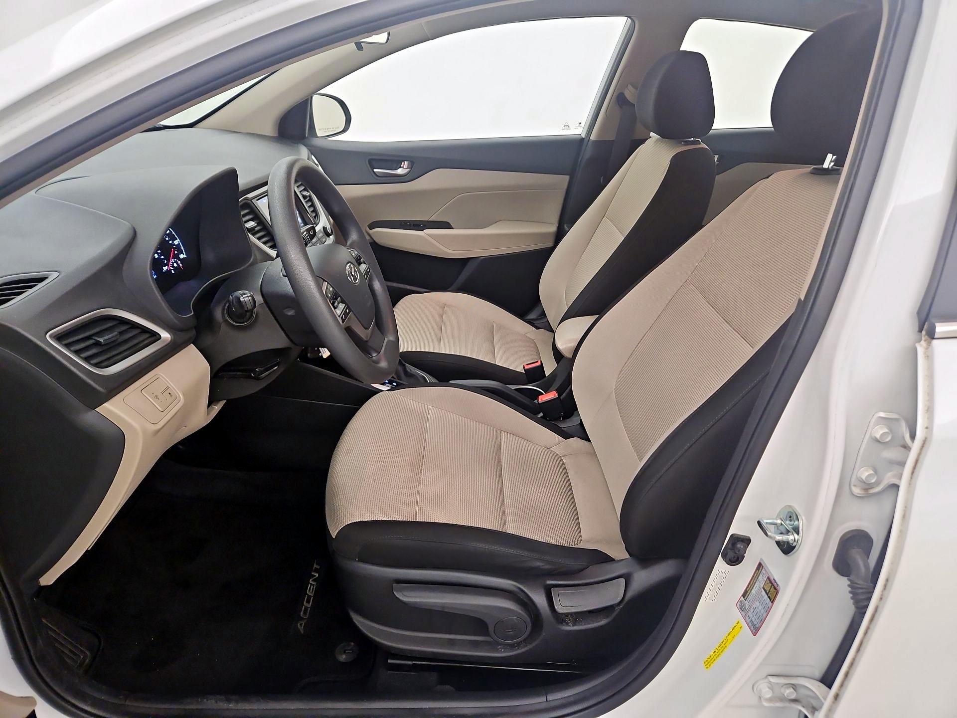 Thumbnail: 2022 Hyundai Accent - 11