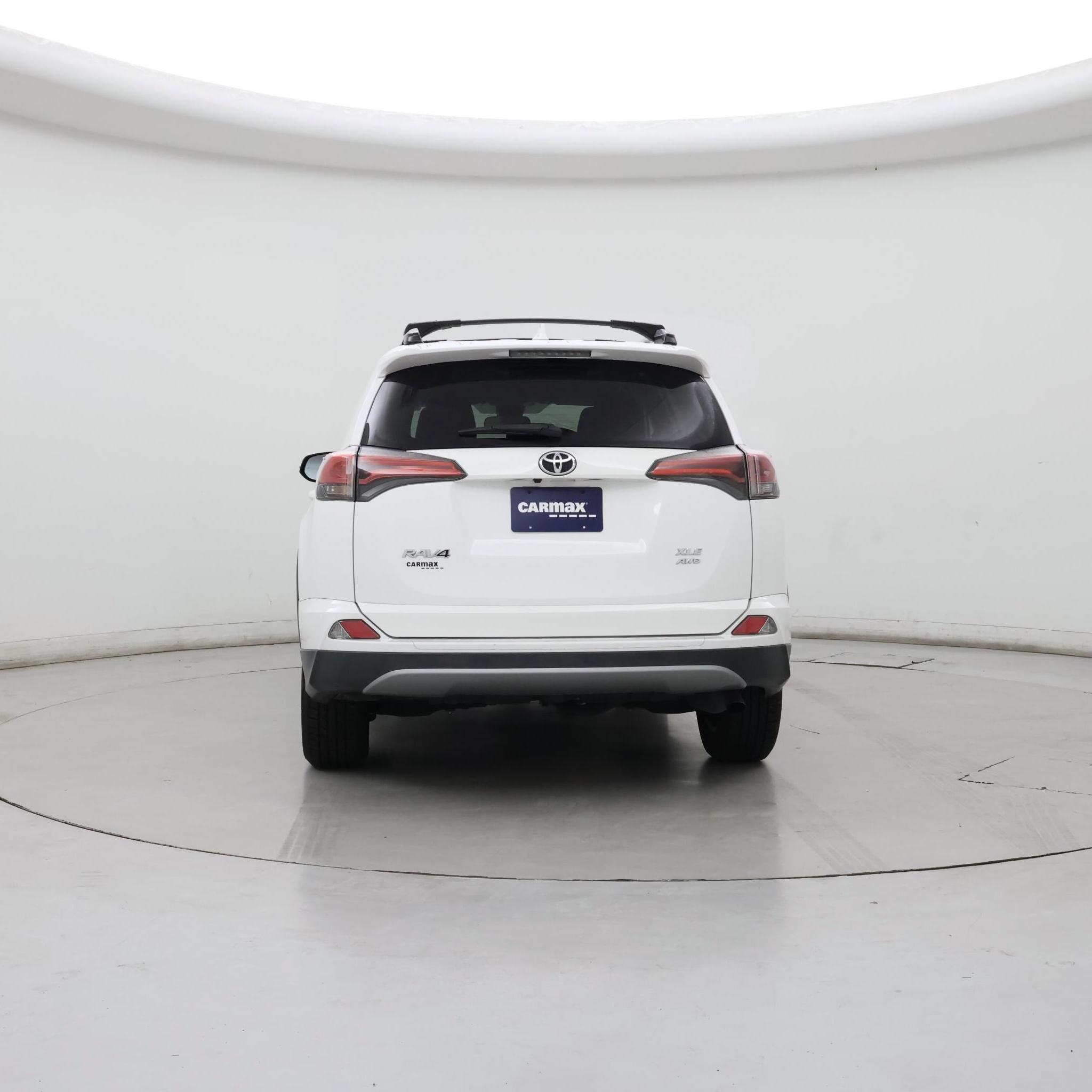 Thumbnail: 2017 Toyota RAV4 - 6