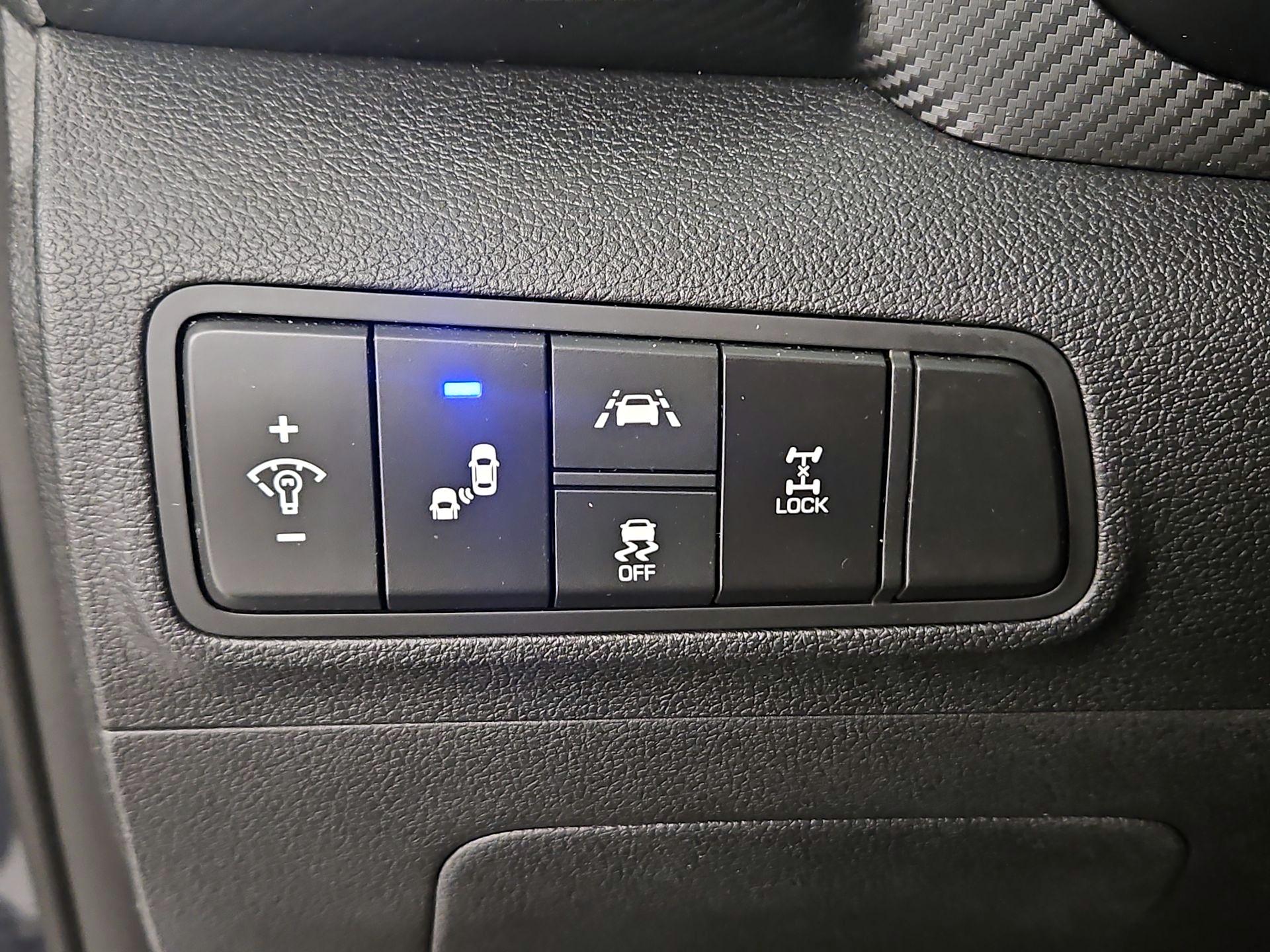 Thumbnail: 2019 Hyundai Tucson - 13