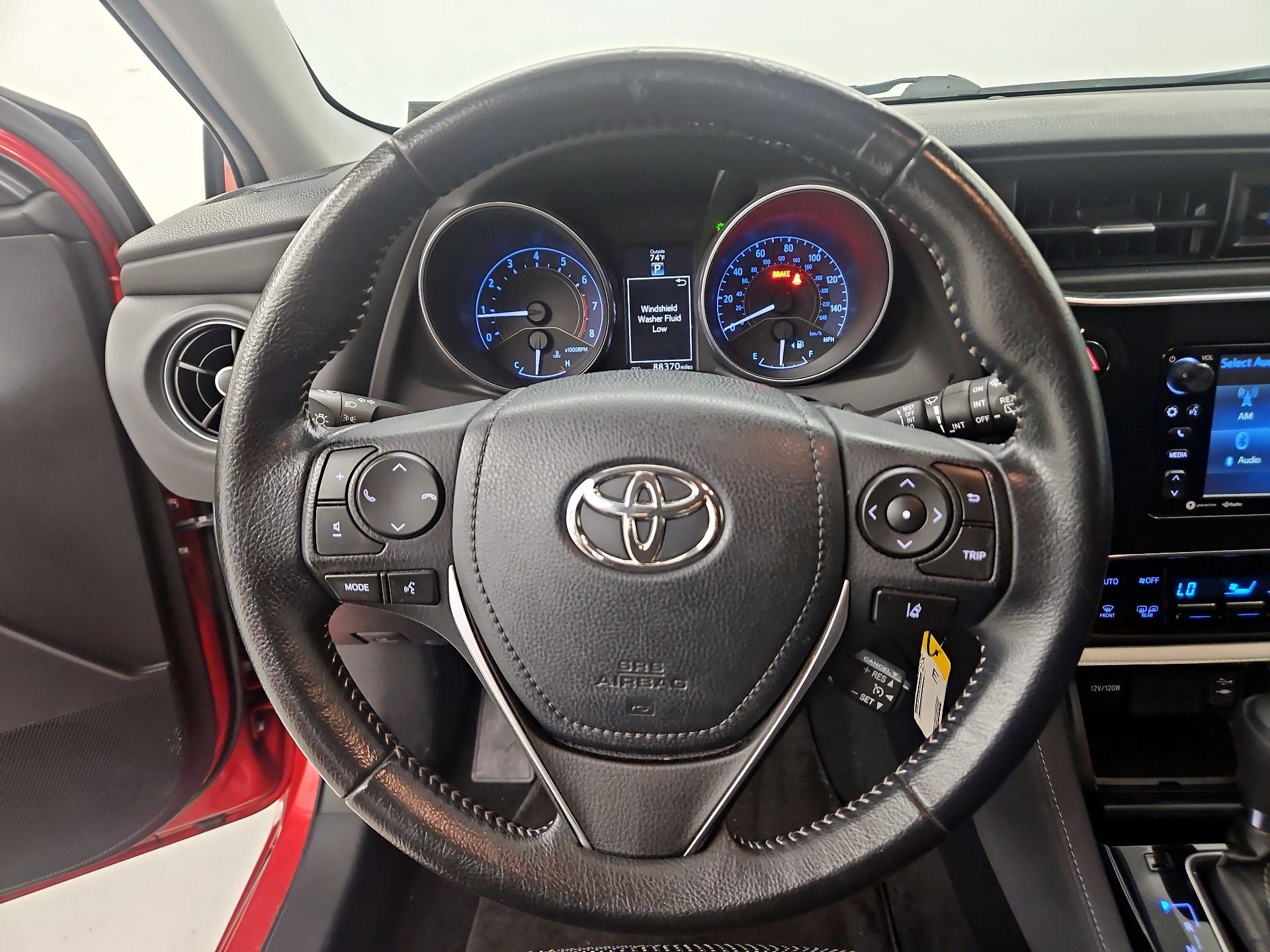 Thumbnail: 2018 Toyota Corolla iM - 10