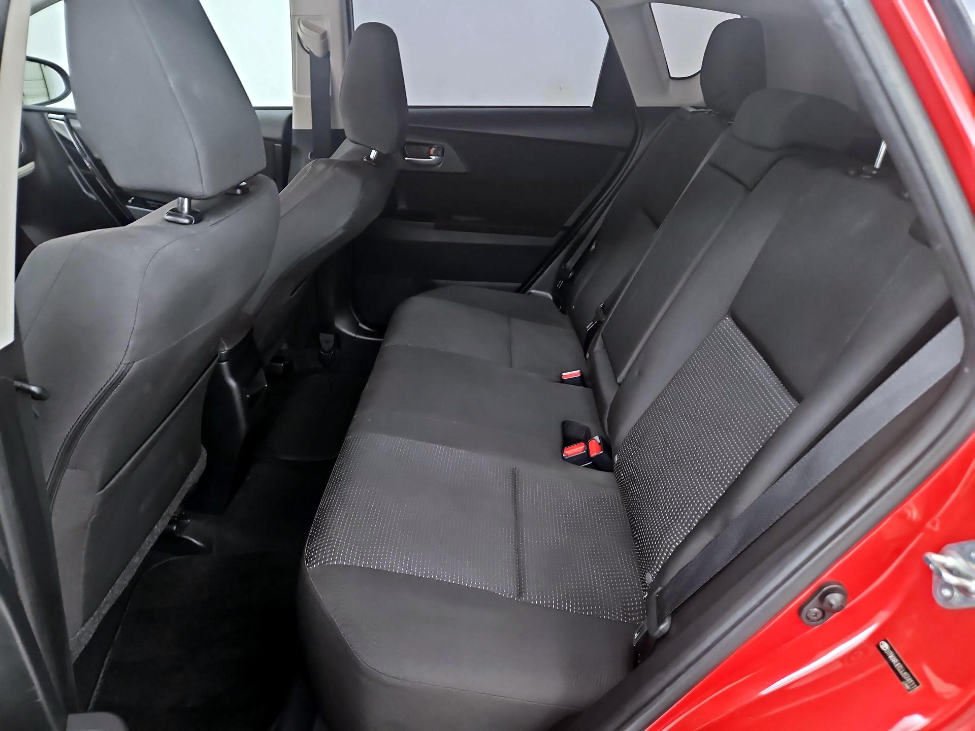 Thumbnail: 2018 Toyota Corolla iM - 19