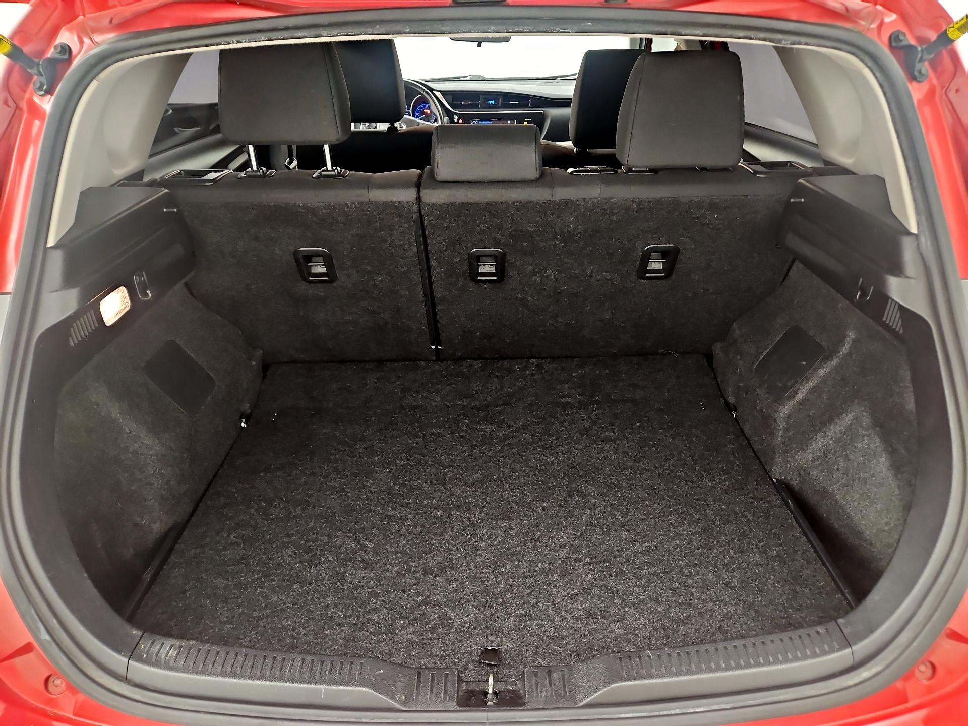 Thumbnail: 2018 Toyota Corolla iM - 20