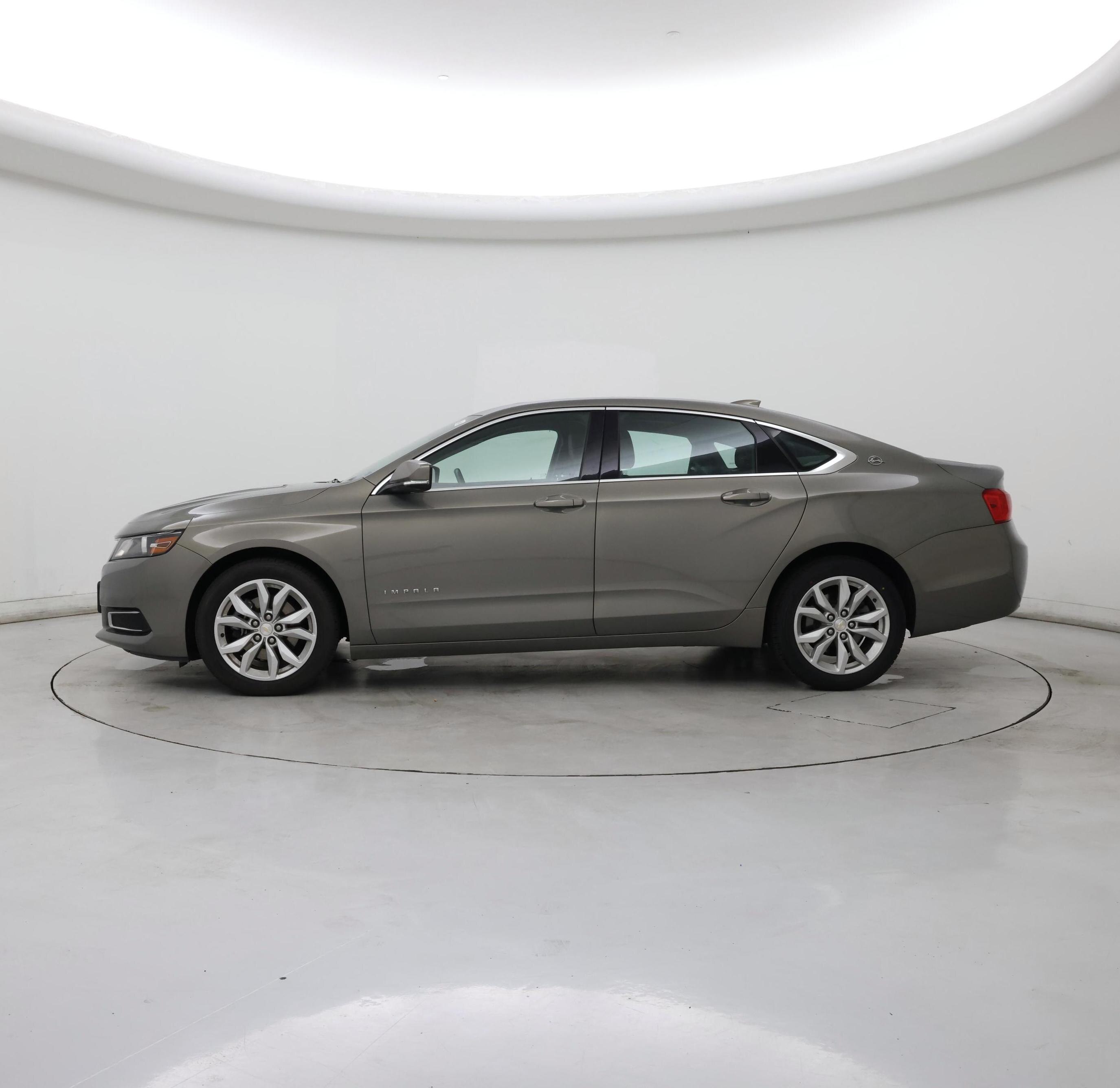 Thumbnail: 2017 Chevrolet Impala - 3