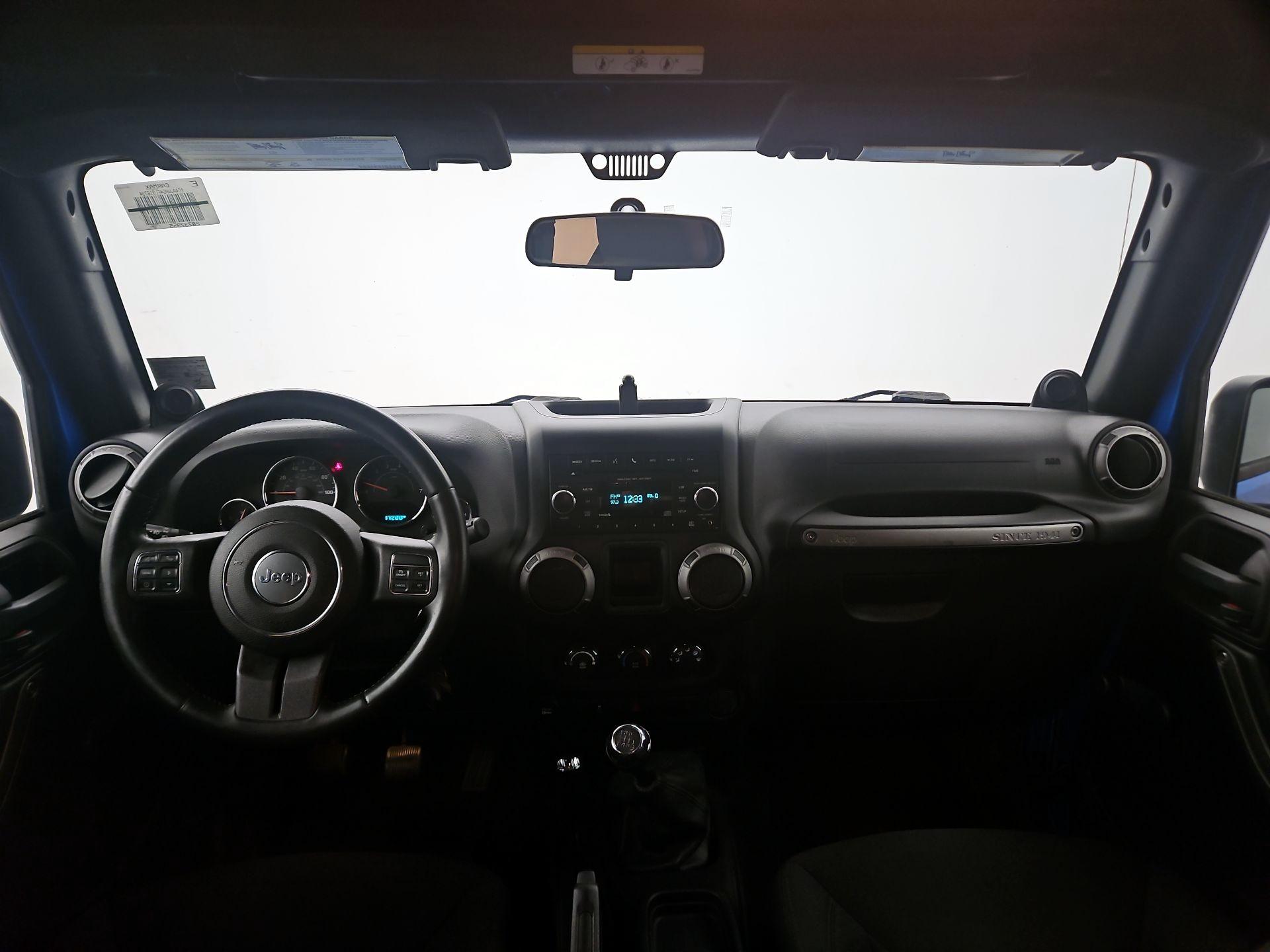 Thumbnail: 2014 Jeep Wrangler - 9
