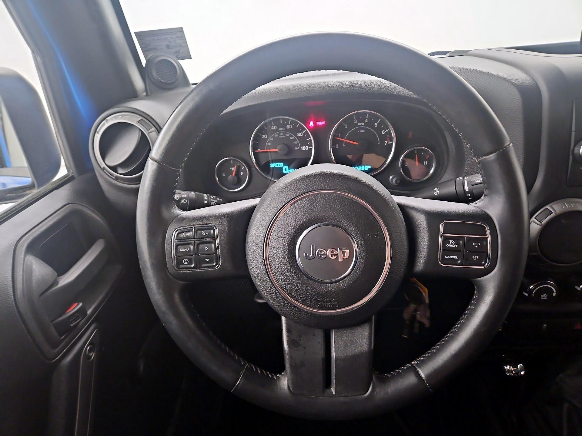 Thumbnail: 2014 Jeep Wrangler - 10