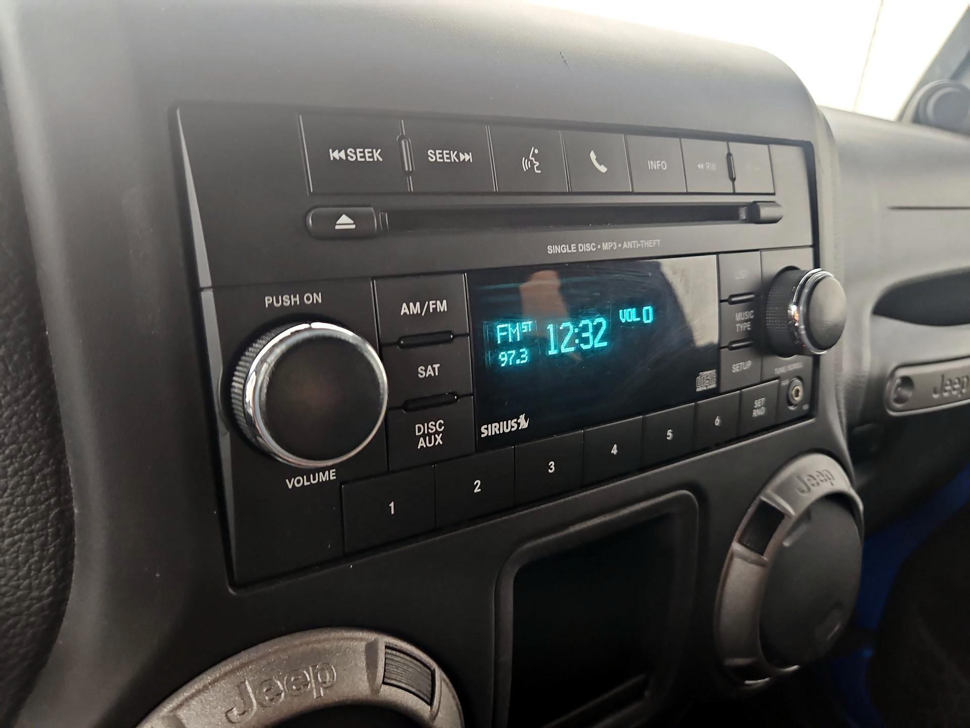 Thumbnail: 2014 Jeep Wrangler - 13