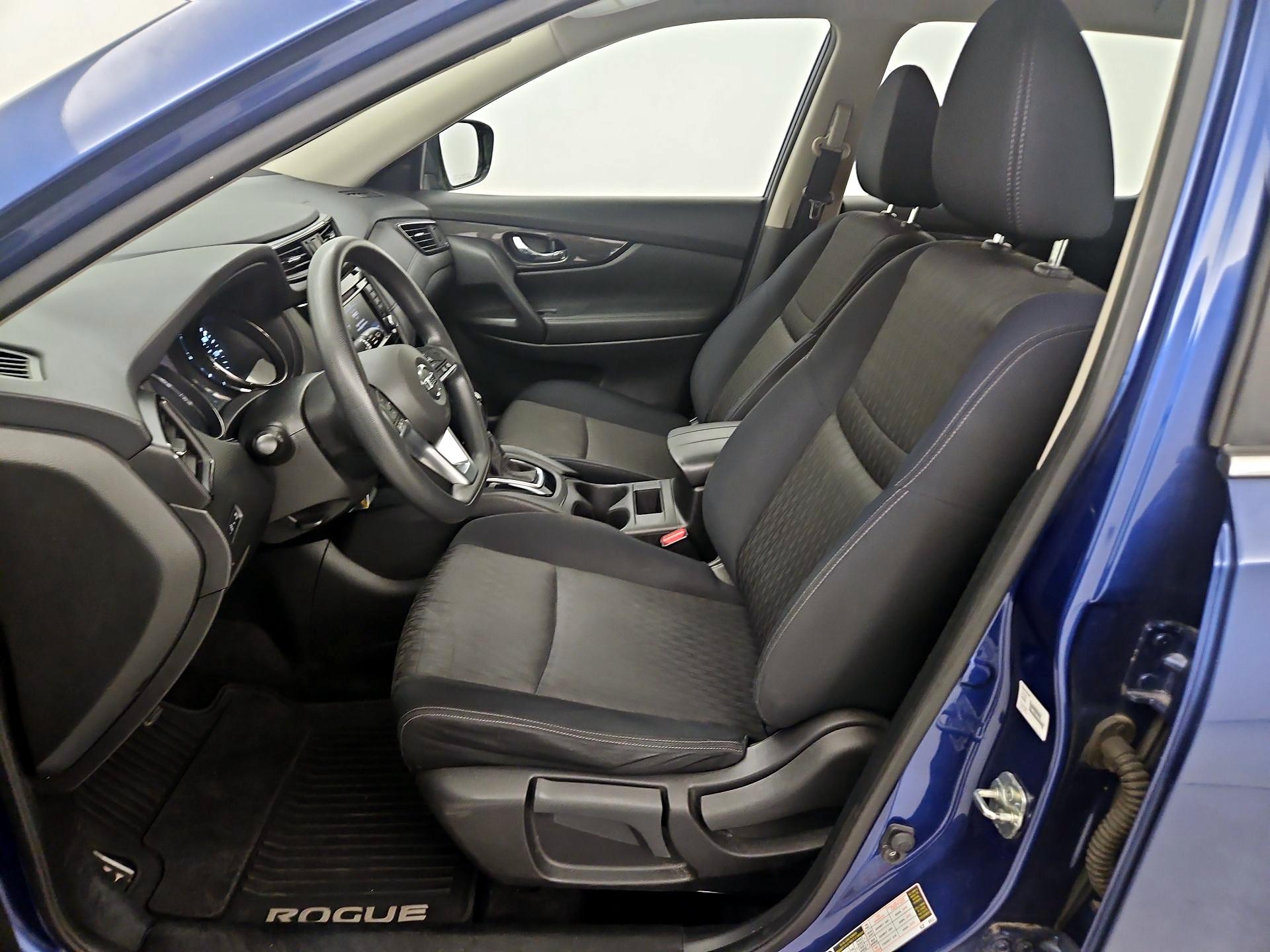 Thumbnail: 2018 Nissan Rogue - 11