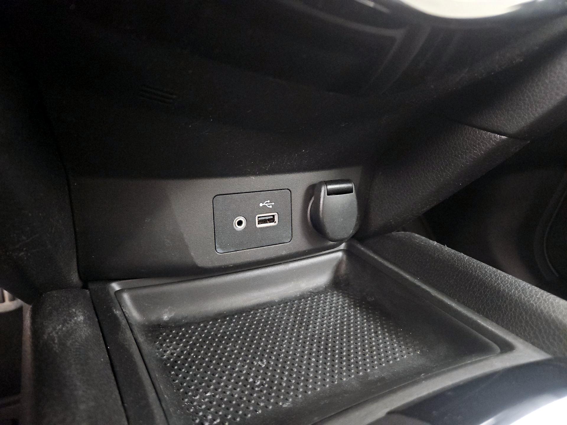 Thumbnail: 2018 Nissan Rogue - 18