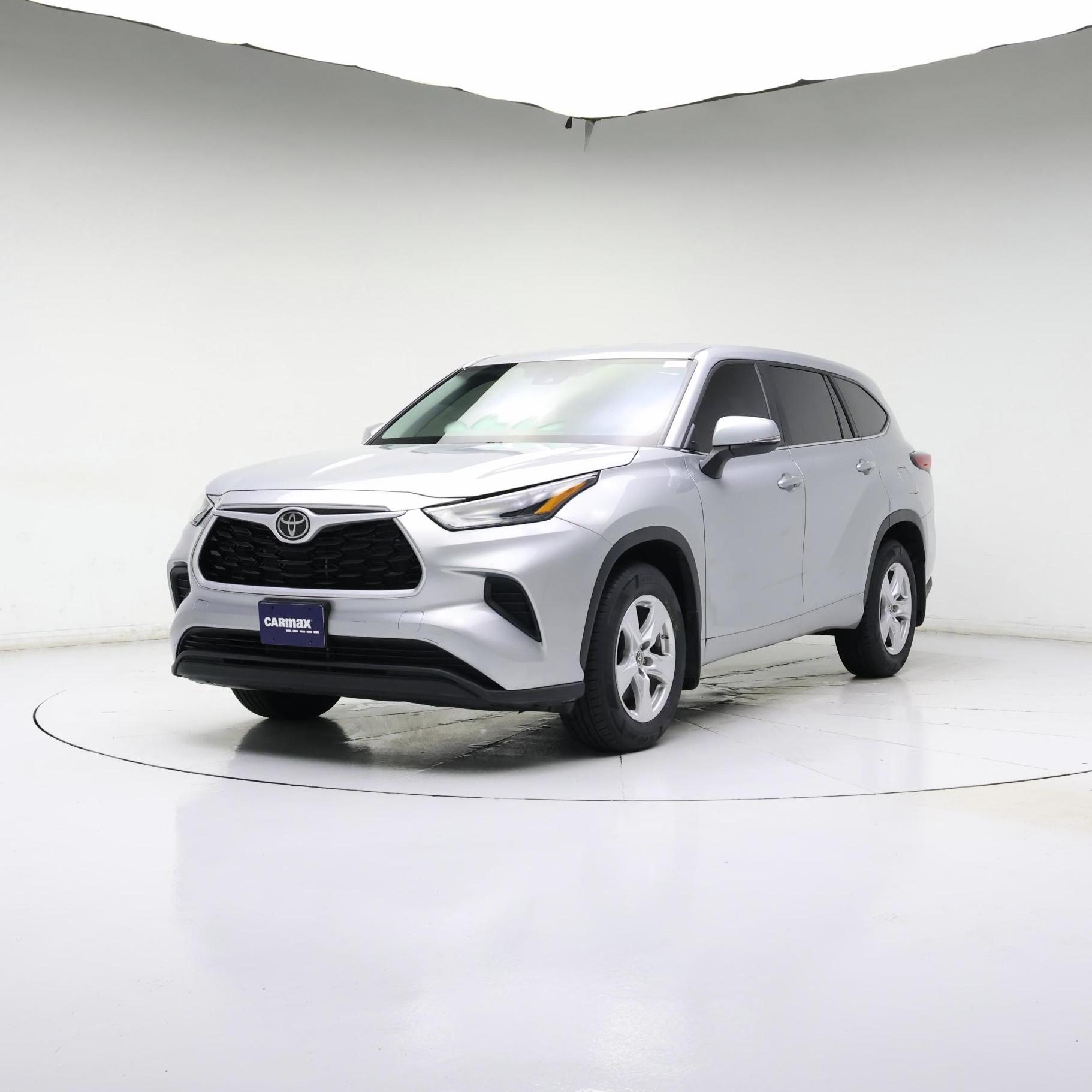 Thumbnail: 2023 Toyota Highlander - 4
