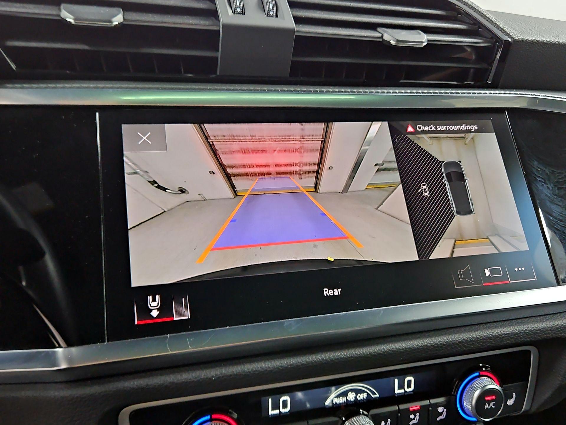 Thumbnail: 2023 Audi Q3 - 15