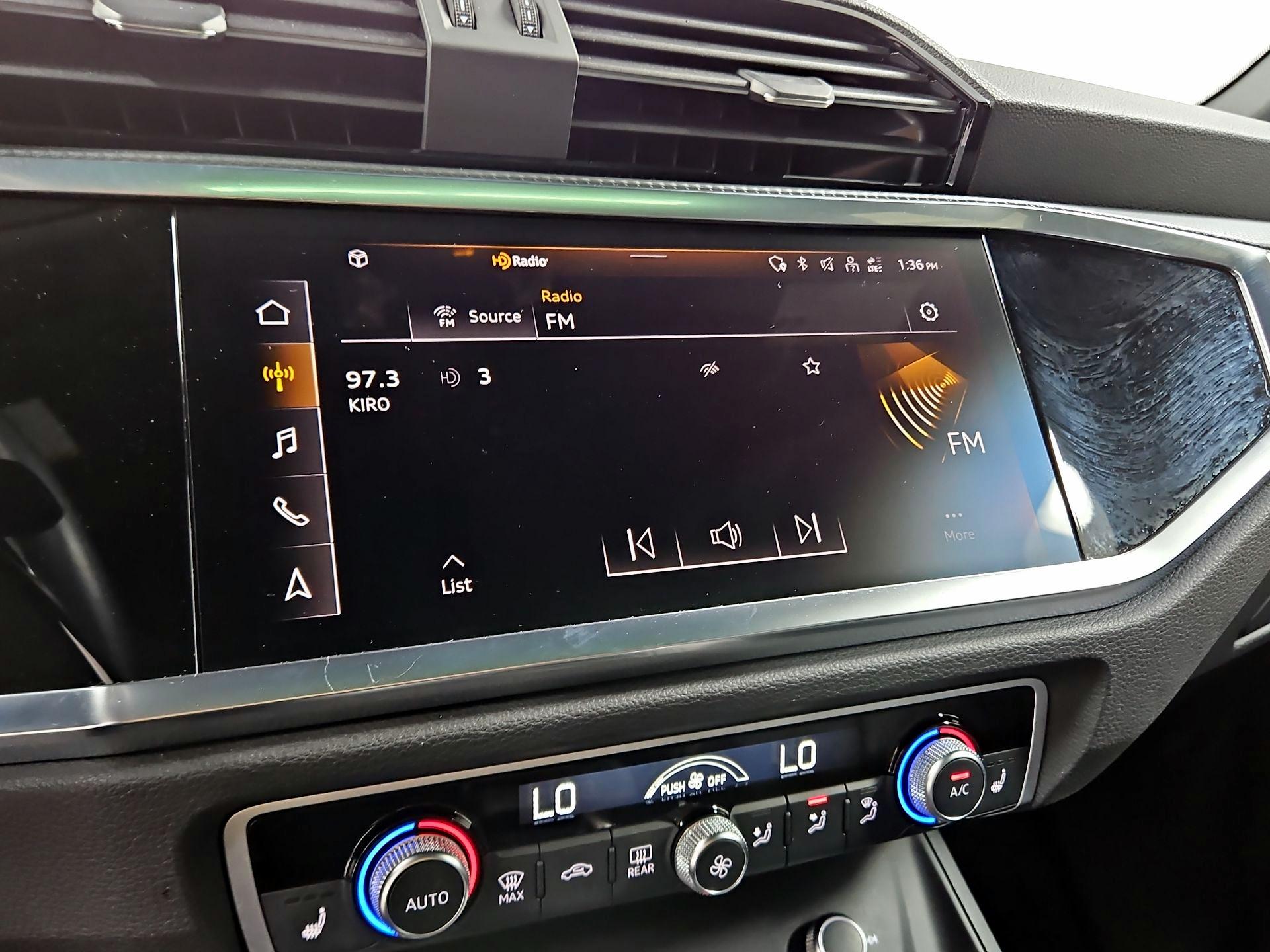 Thumbnail: 2023 Audi Q3 - 16