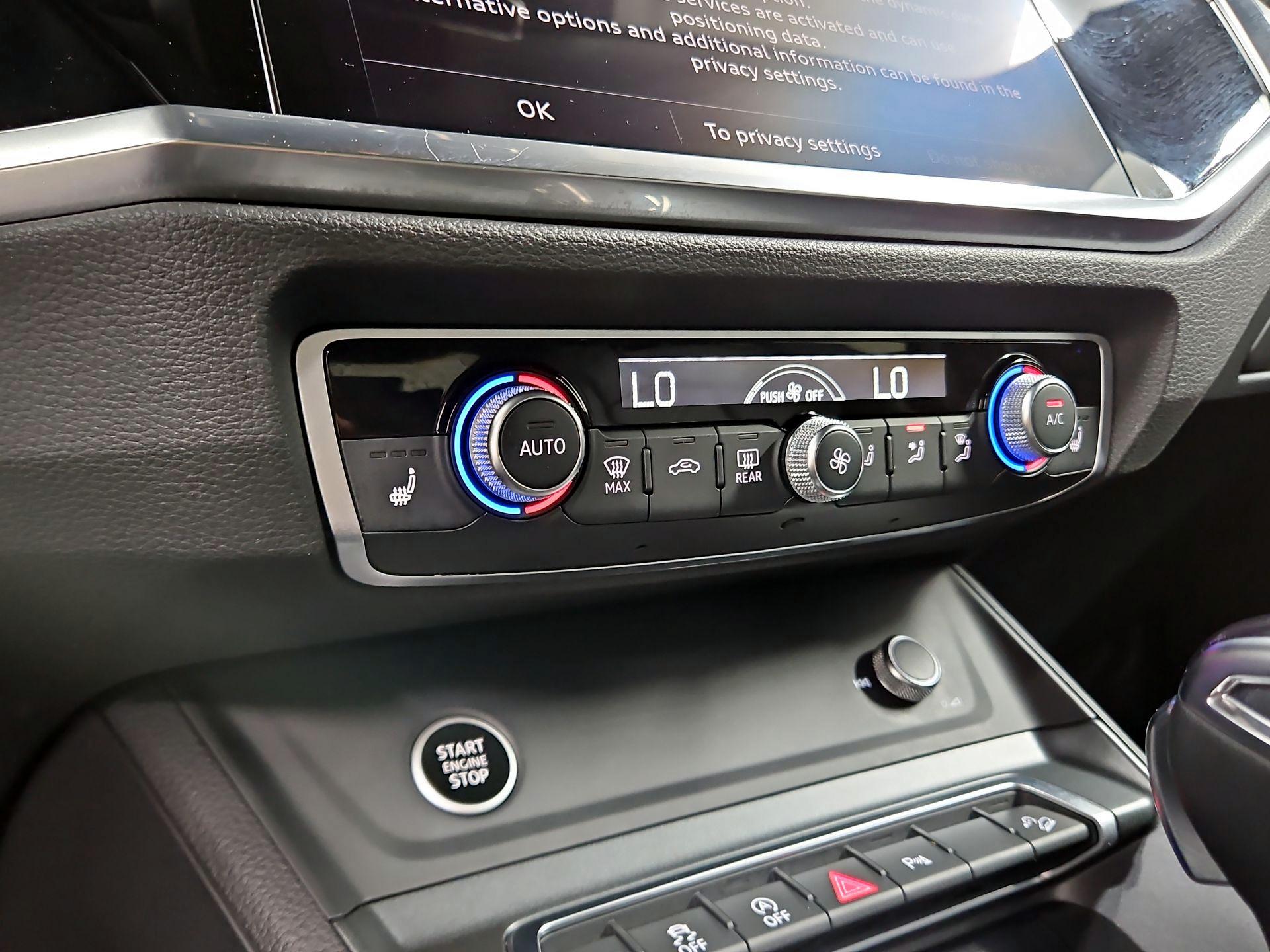 Thumbnail: 2023 Audi Q3 - 17