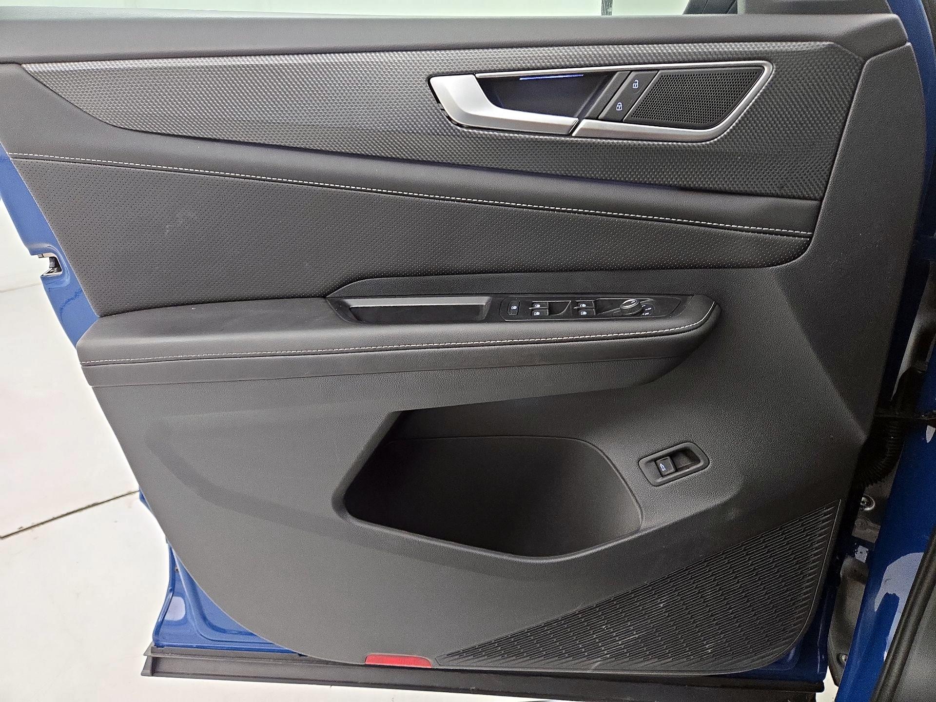 Thumbnail: 2025 Volkswagen Atlas - 12