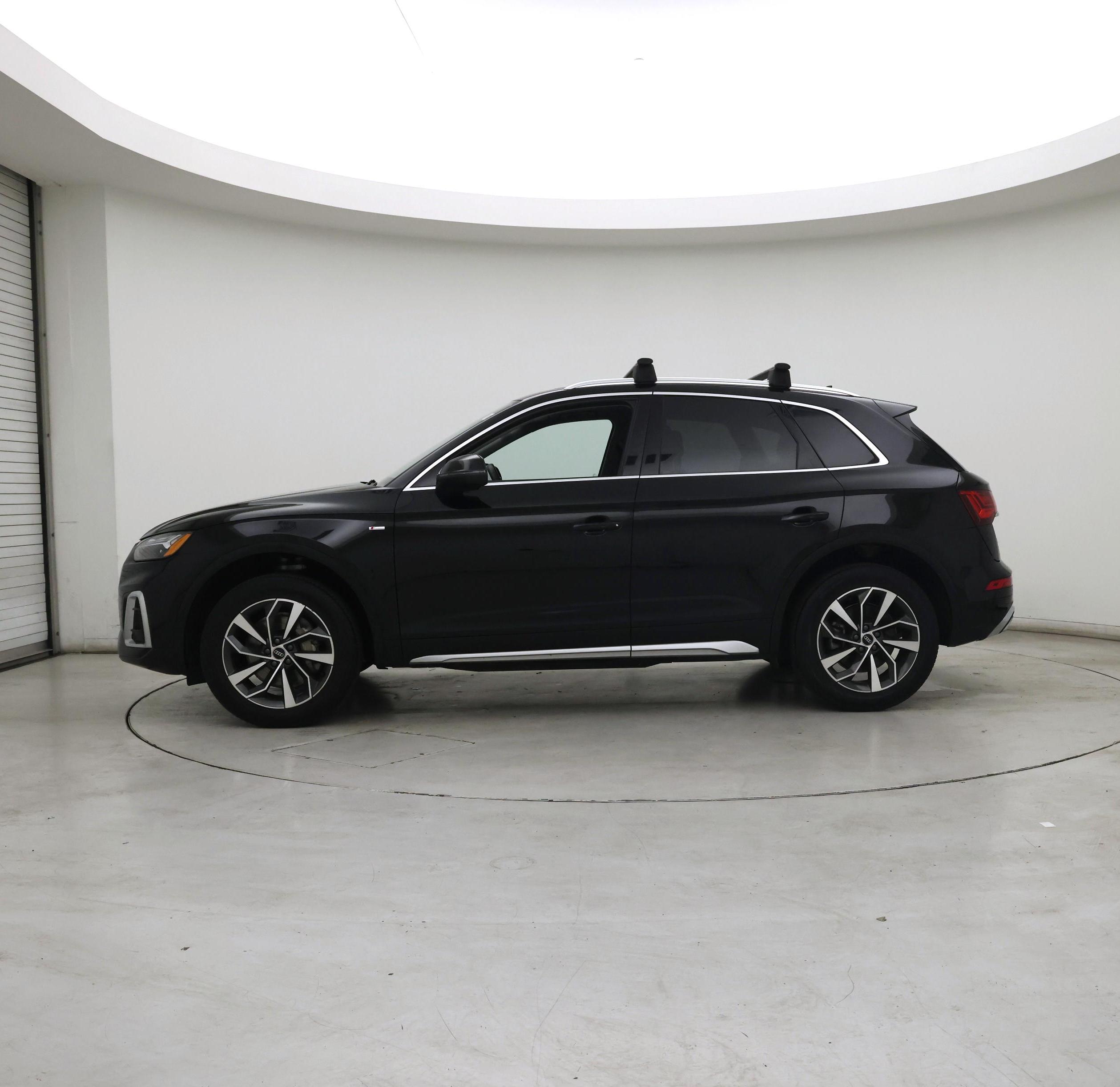 Thumbnail: 2023 Audi Q5 - 3
