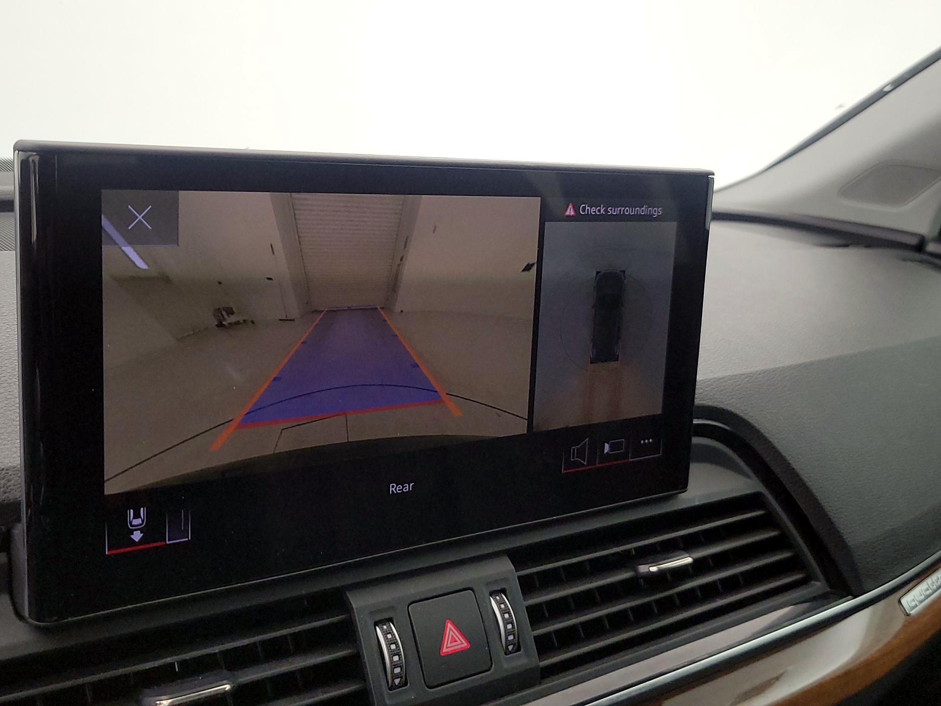 Thumbnail: 2022 Audi Q5 - 14